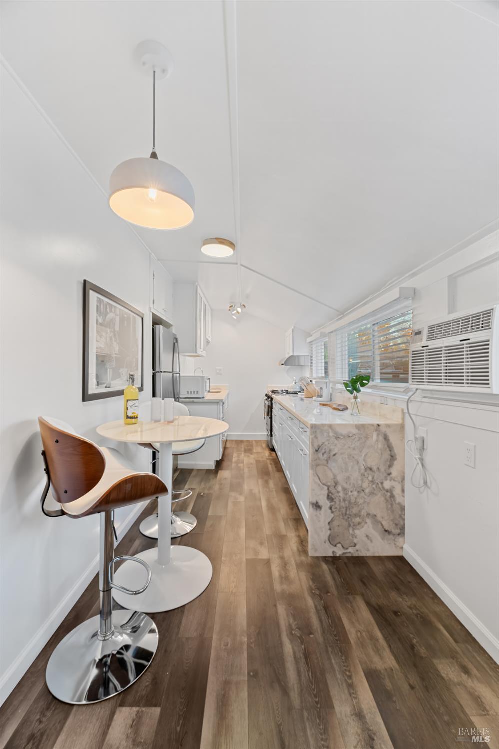 Detail Gallery Image 18 of 67 For 1435 2nd St, Calistoga,  CA 94515 - – Beds | – Baths