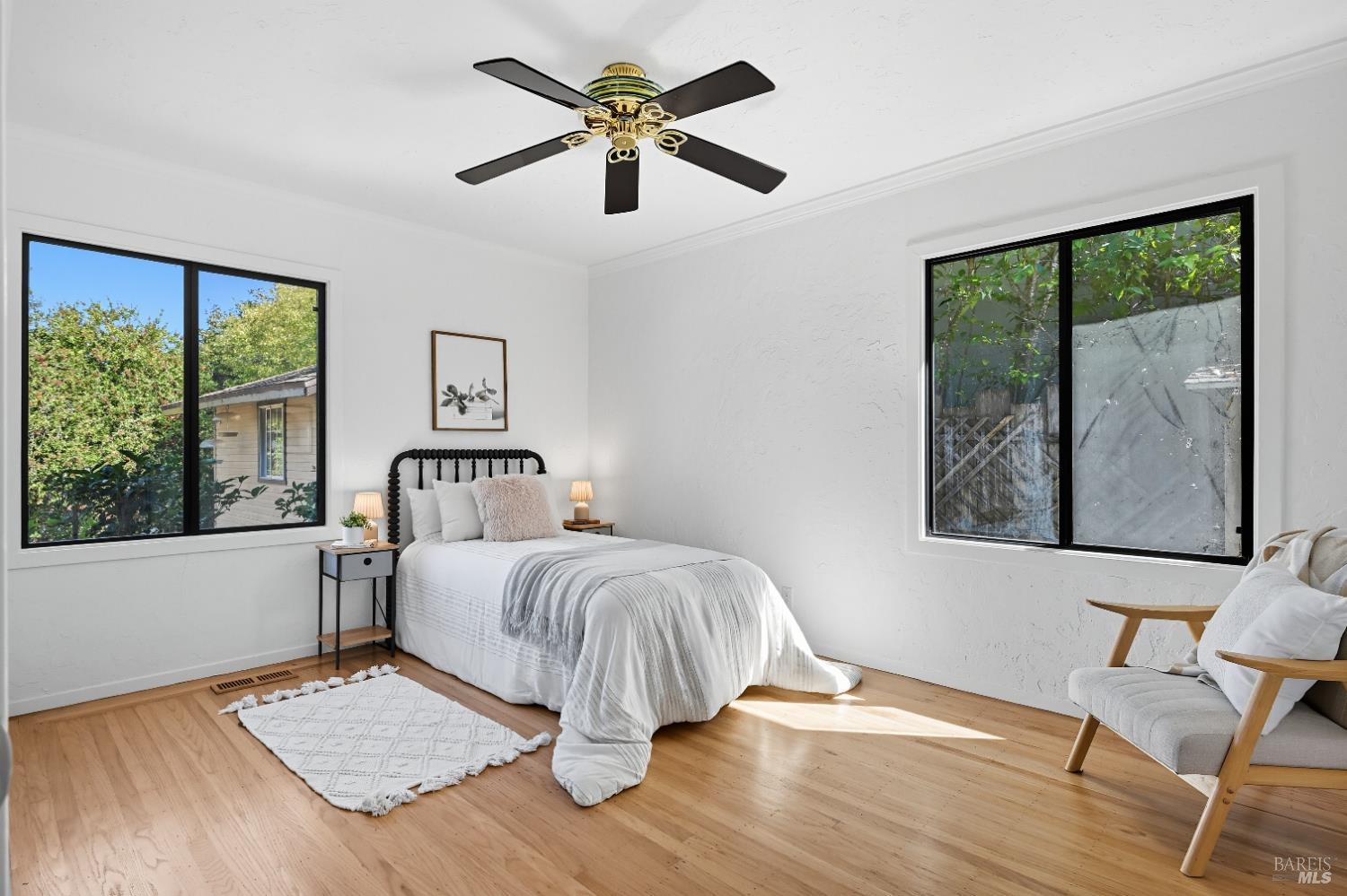 Detail Gallery Image 23 of 34 For 10 Hazel Ct, San Rafael,  CA 94901 - 3 Beds | 2 Baths