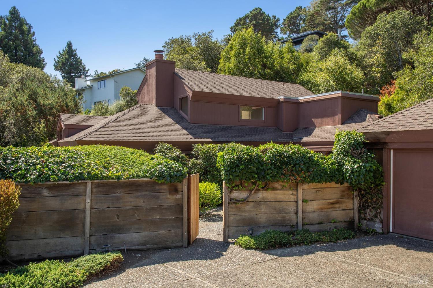 Front Image Thumbnail for BA325078244