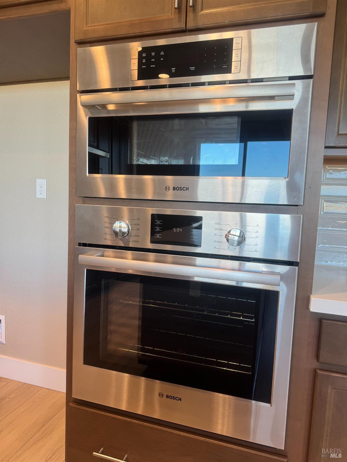 Detail Gallery Image 6 of 39 For 736 Temescal St, Oakley,  CA 94561 - 4 Beds | 3/1 Baths