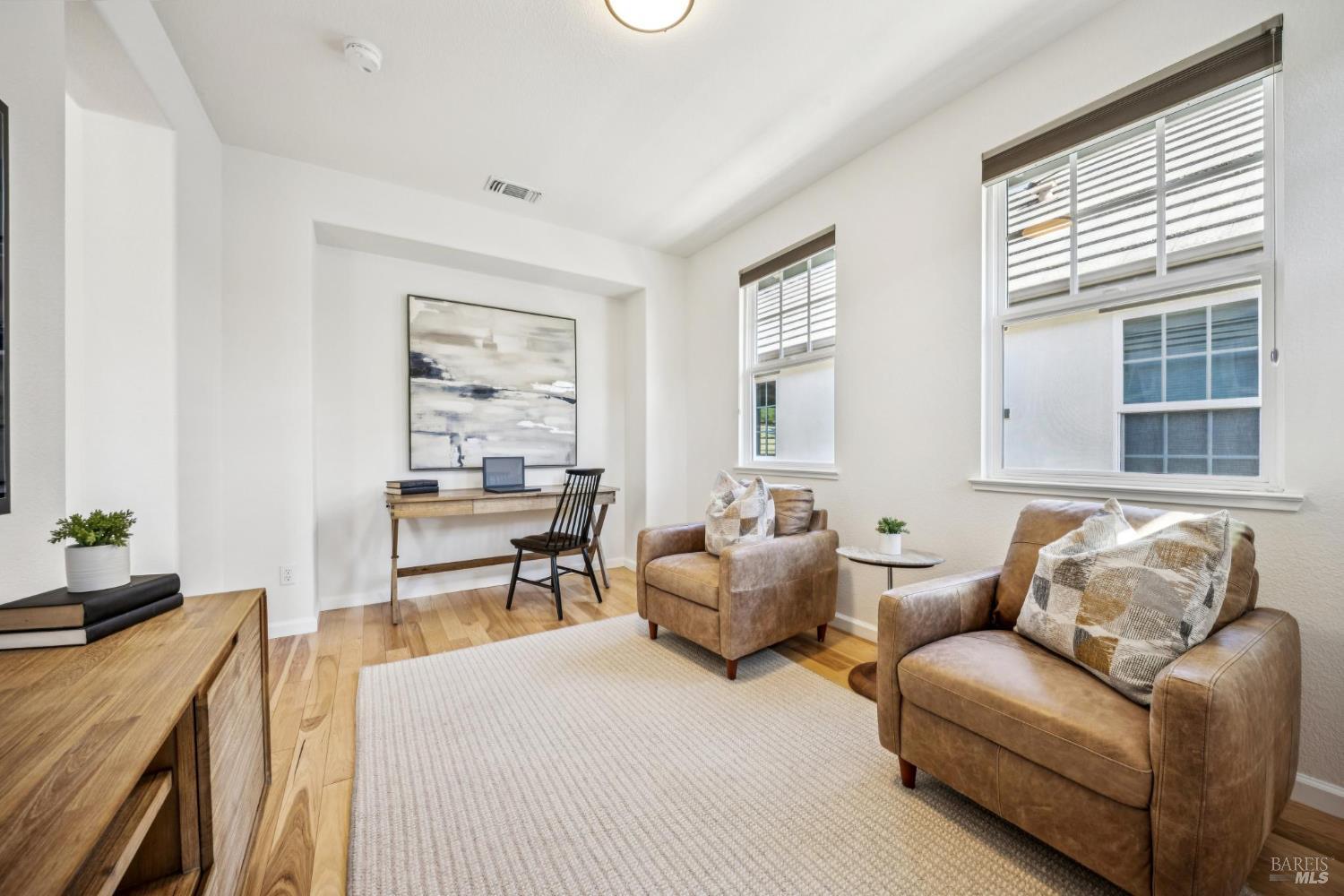 Detail Gallery Image 33 of 52 For 71 Oak Grove Dr, Novato,  CA 94949 - 4 Beds | 3/1 Baths