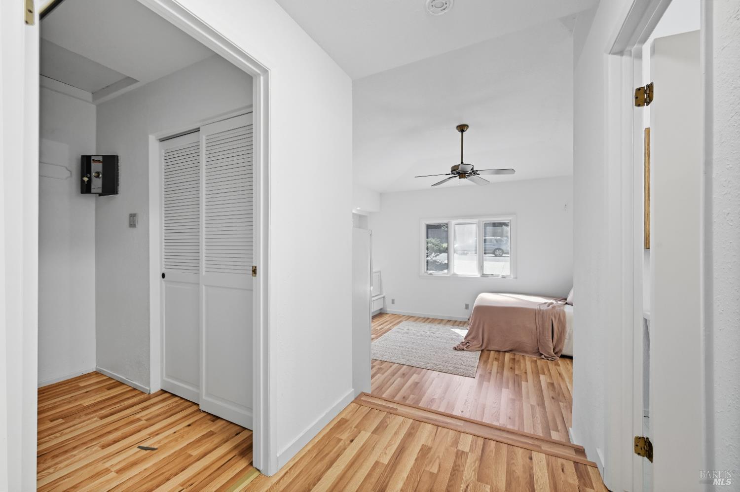 Detail Gallery Image 16 of 34 For 10 Hazel Ct, San Rafael,  CA 94901 - 3 Beds | 2 Baths