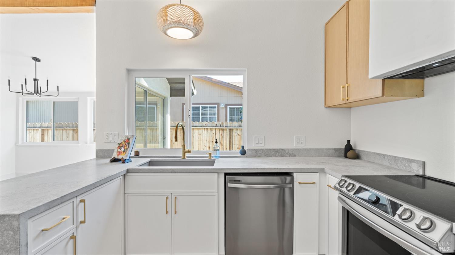 Detail Gallery Image 17 of 45 For 2635 Alvarado Ct, Fairfield,  CA 94534 - 3 Beds | 2 Baths