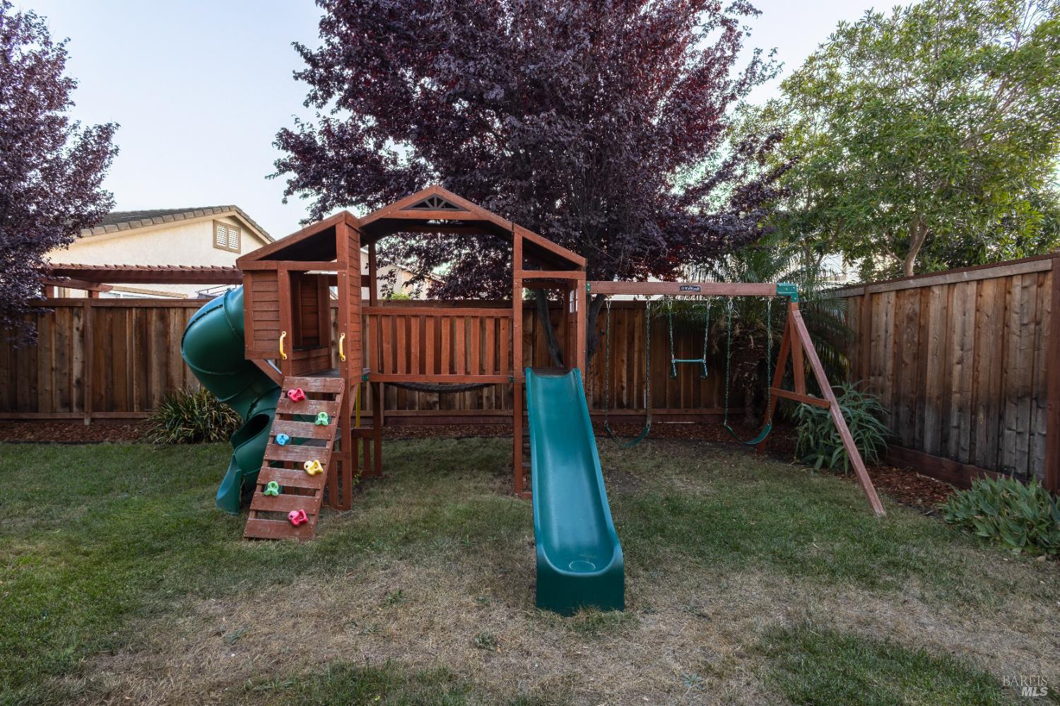 Detail Gallery Image 41 of 44 For 4109 Cedarvale Ct, Fairfield,  CA 94534 - 4 Beds | 2/1 Baths