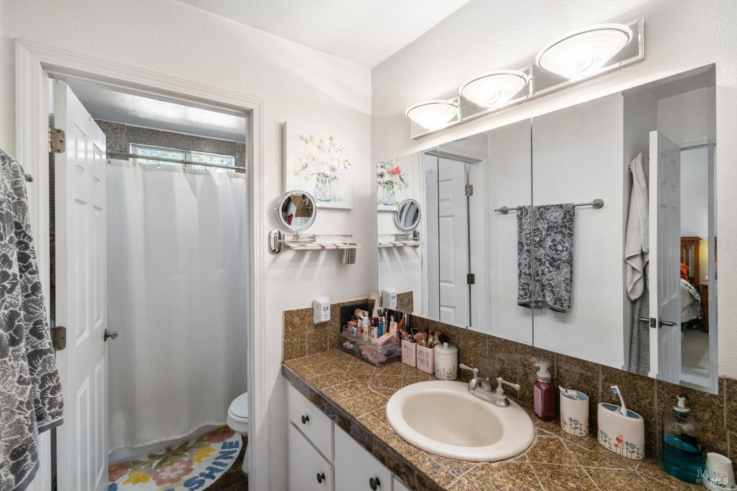 Detail Gallery Image 20 of 28 For 6469 Meadow Pines Ave, Rohnert Park,  CA 94928 - 2 Beds | 1/1 Baths