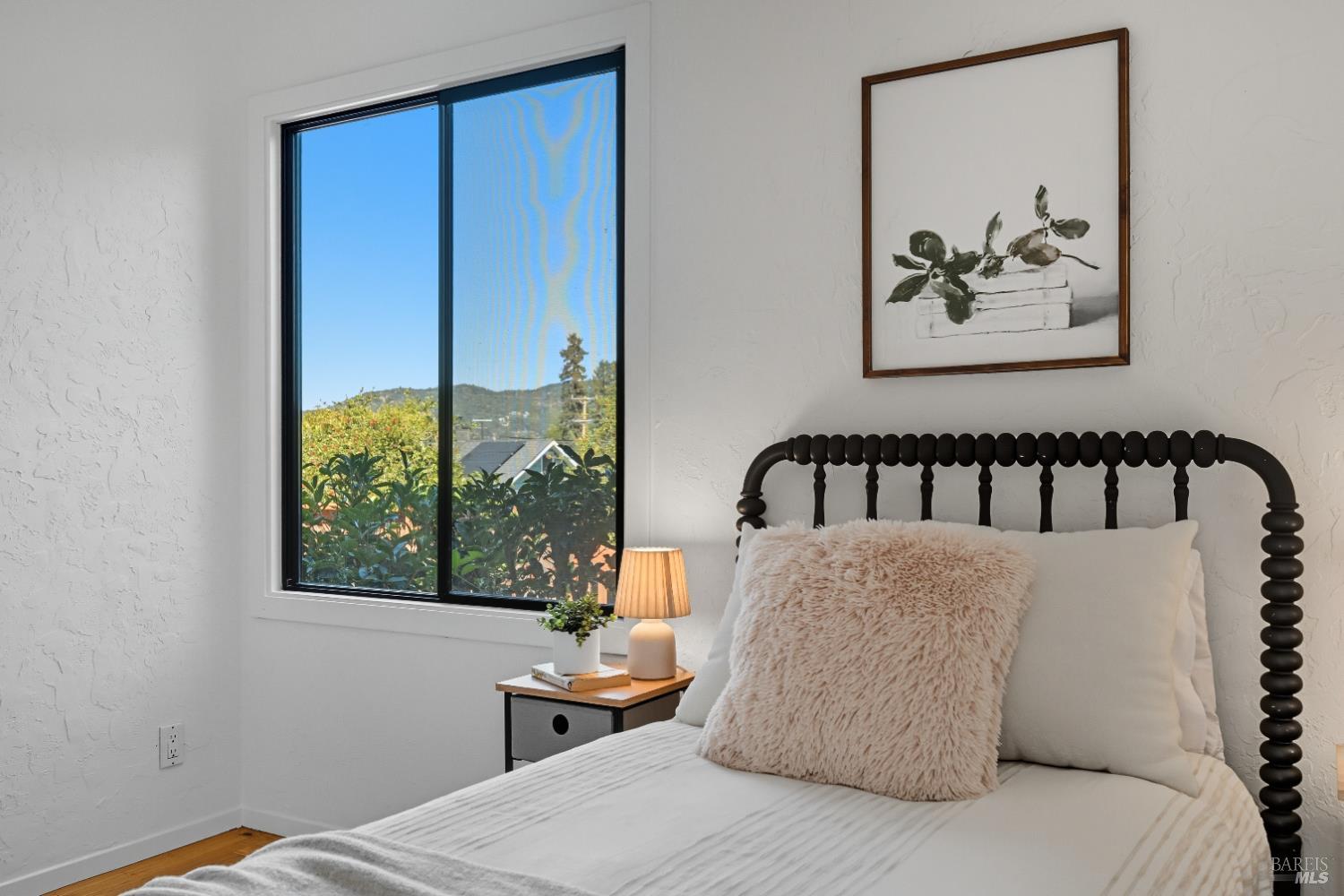 Detail Gallery Image 24 of 34 For 10 Hazel Ct, San Rafael,  CA 94901 - 3 Beds | 2 Baths