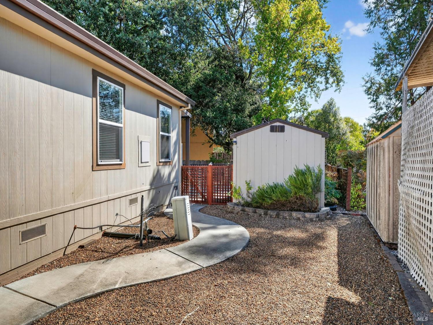 Detail Gallery Image 42 of 49 For 1154 Adrienne Way, Santa Rosa,  CA 95401 - 3 Beds | 2 Baths