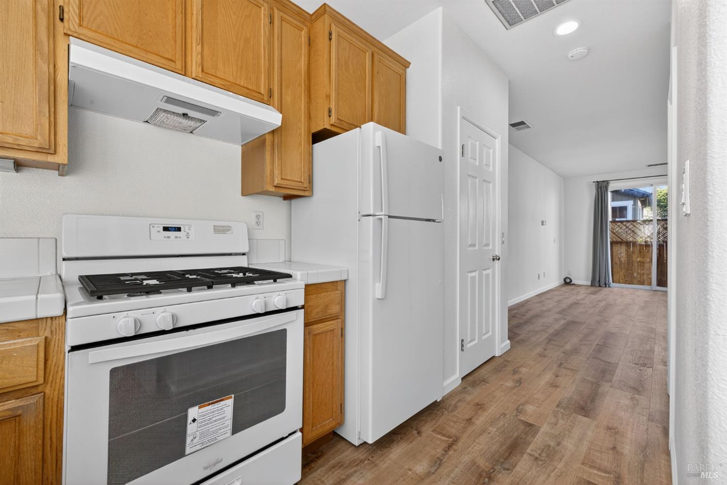 Detail Gallery Image 44 of 62 For 184 El Encanto Way, Santa Rosa,  CA 95409 - 4 Beds | 3/1 Baths