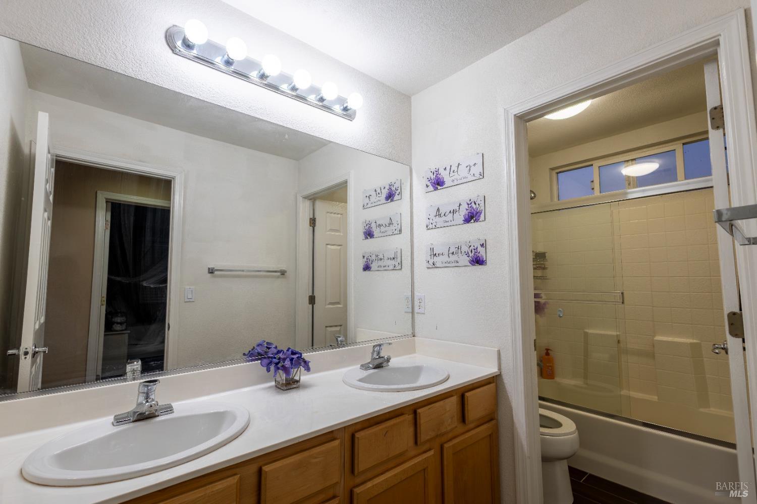 Detail Gallery Image 34 of 44 For 4109 Cedarvale Ct, Fairfield,  CA 94534 - 4 Beds | 2/1 Baths