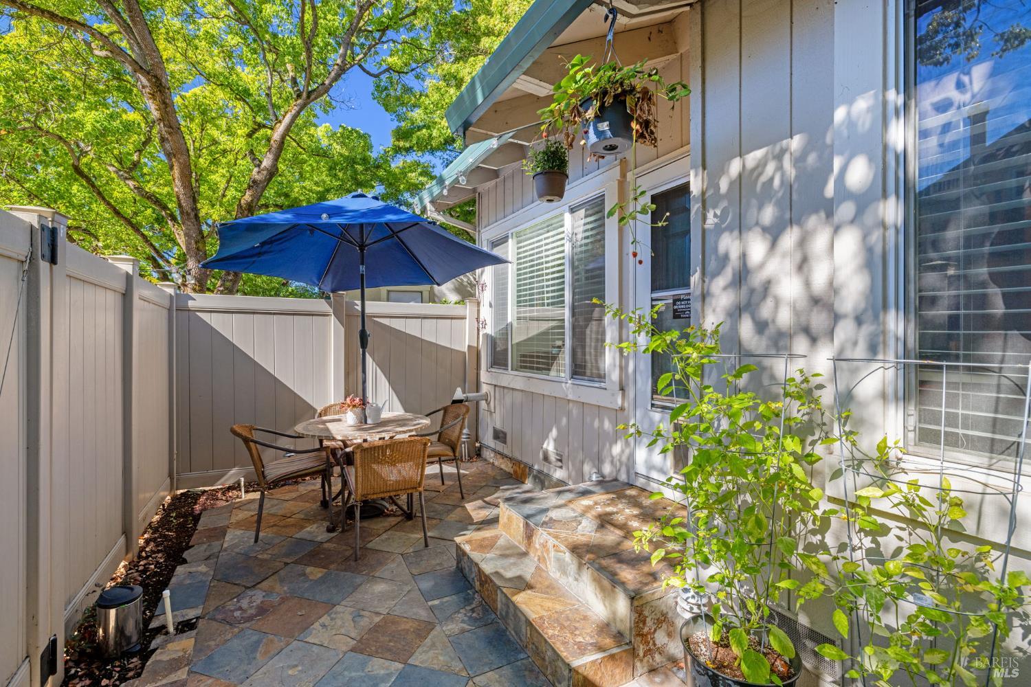 Detail Gallery Image 25 of 28 For 6469 Meadow Pines Ave, Rohnert Park,  CA 94928 - 2 Beds | 1/1 Baths