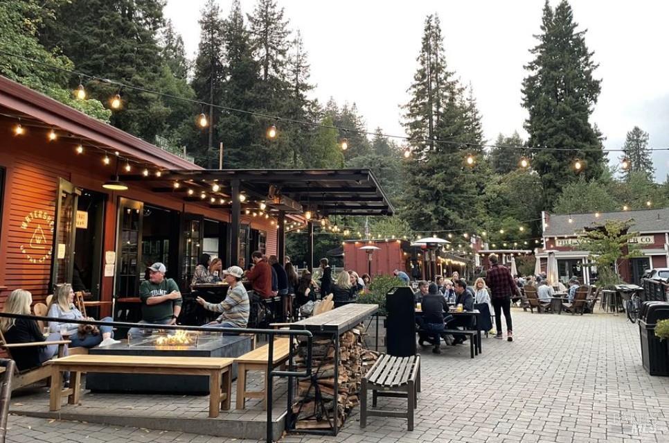 Detail Gallery Image 16 of 19 For 324 Sycamore Ave, Mill Valley,  CA 94941 - 3 Beds | 1 Baths