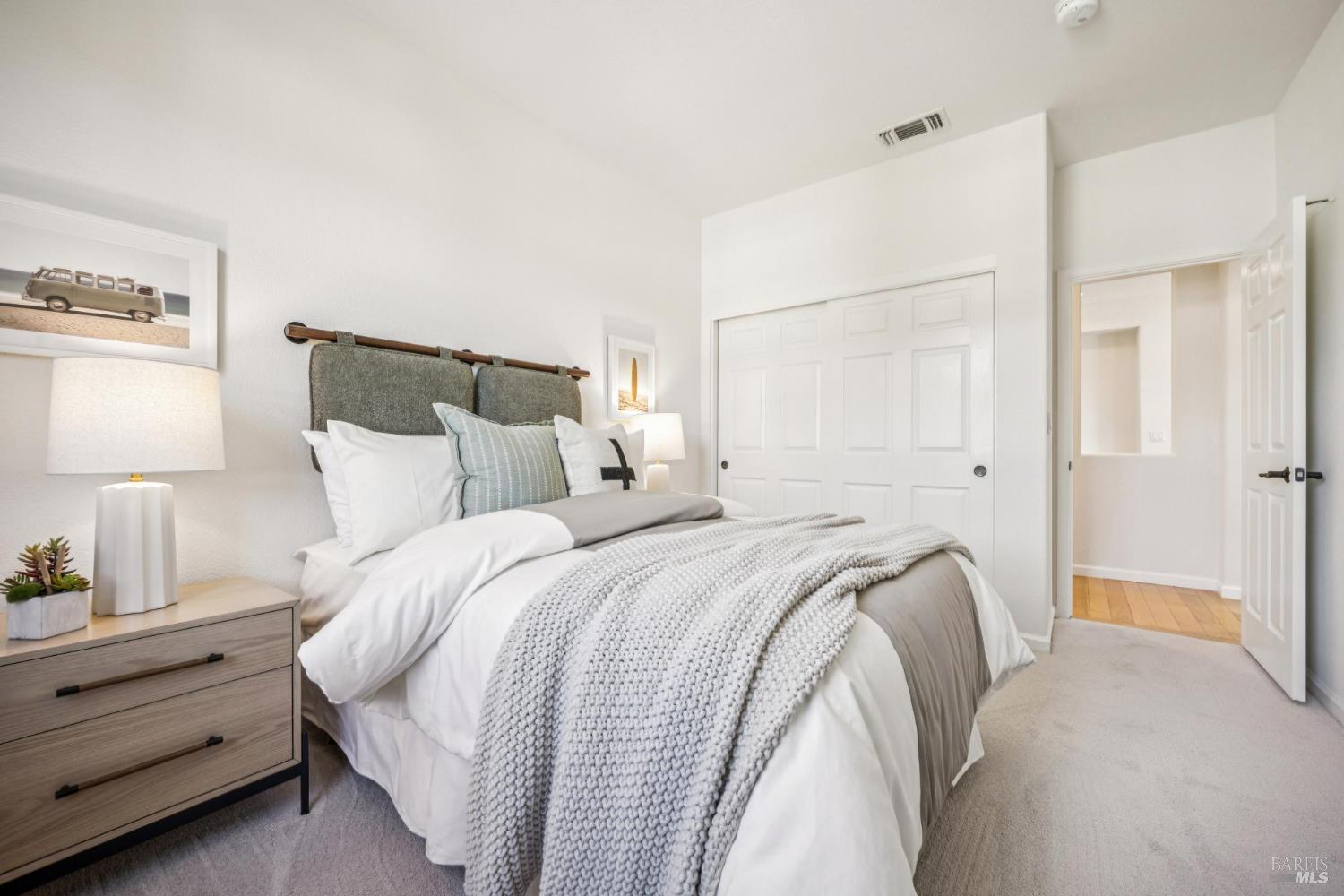 Detail Gallery Image 42 of 52 For 71 Oak Grove Dr, Novato,  CA 94949 - 4 Beds | 3/1 Baths