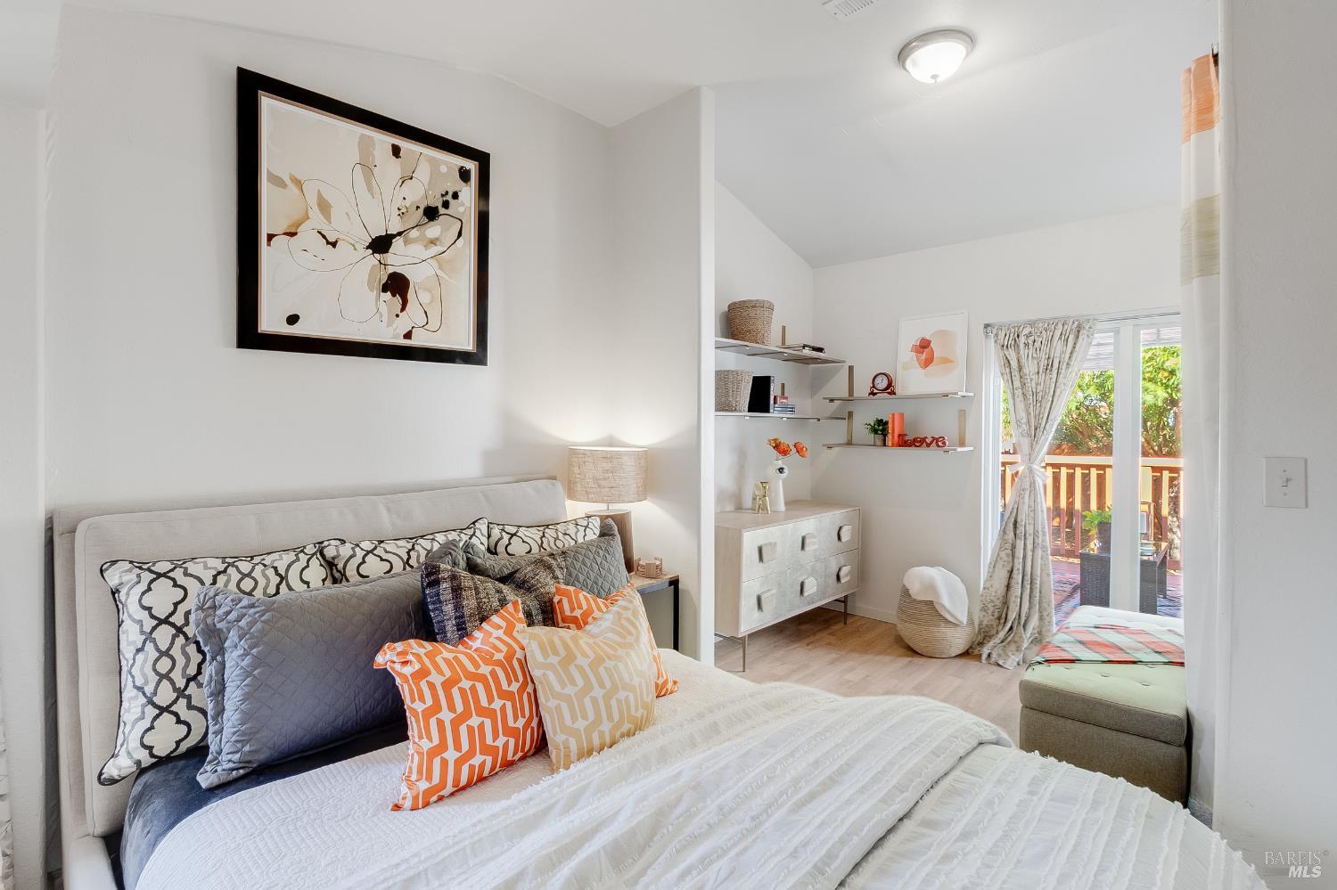 Detail Gallery Image 23 of 62 For 216 Phelan Ave, Vallejo,  CA 94590 - 3 Beds | 2 Baths