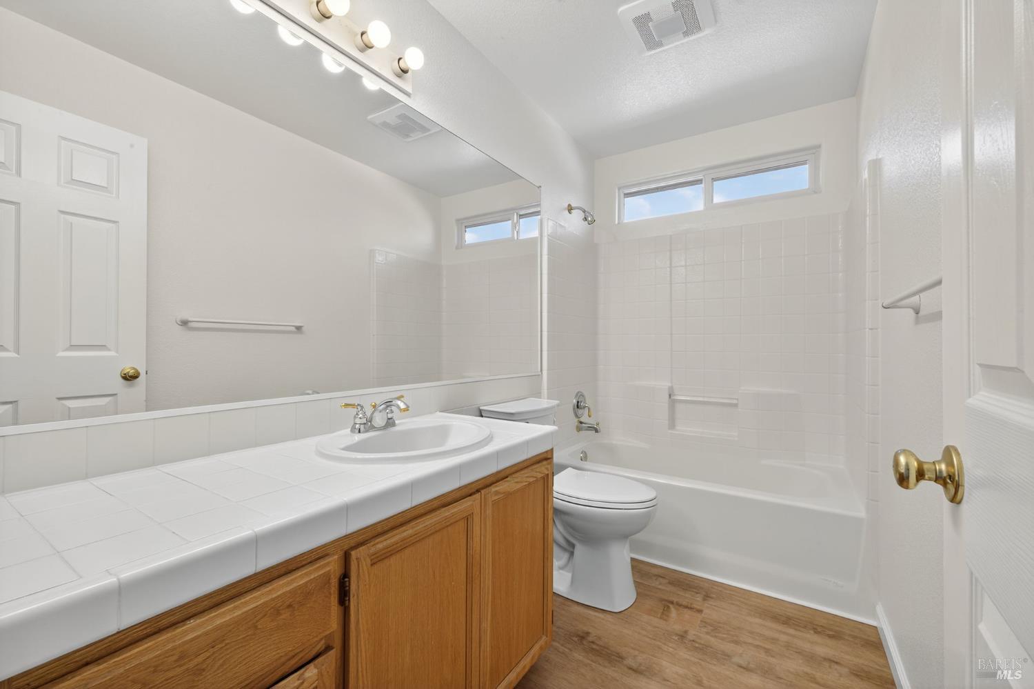 Detail Gallery Image 30 of 62 For 184 El Encanto Way, Santa Rosa,  CA 95409 - 4 Beds | 3/1 Baths