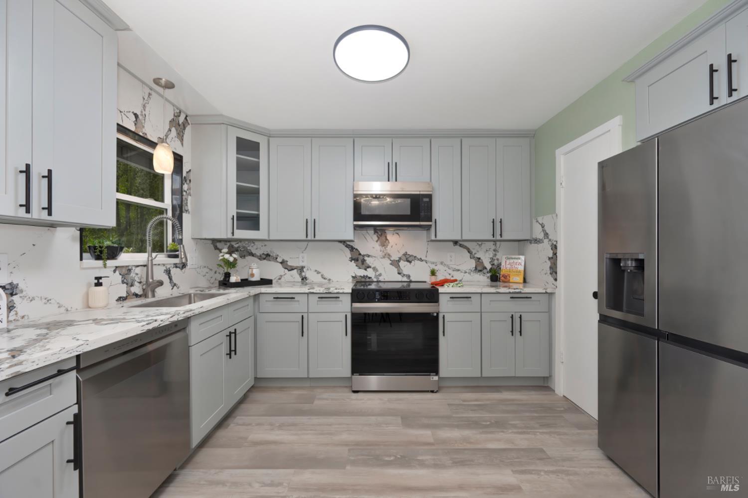 Detail Gallery Image 9 of 39 For 350 Calle Del Monte Unkn, Sonoma,  CA 95476 - 3 Beds | 2 Baths