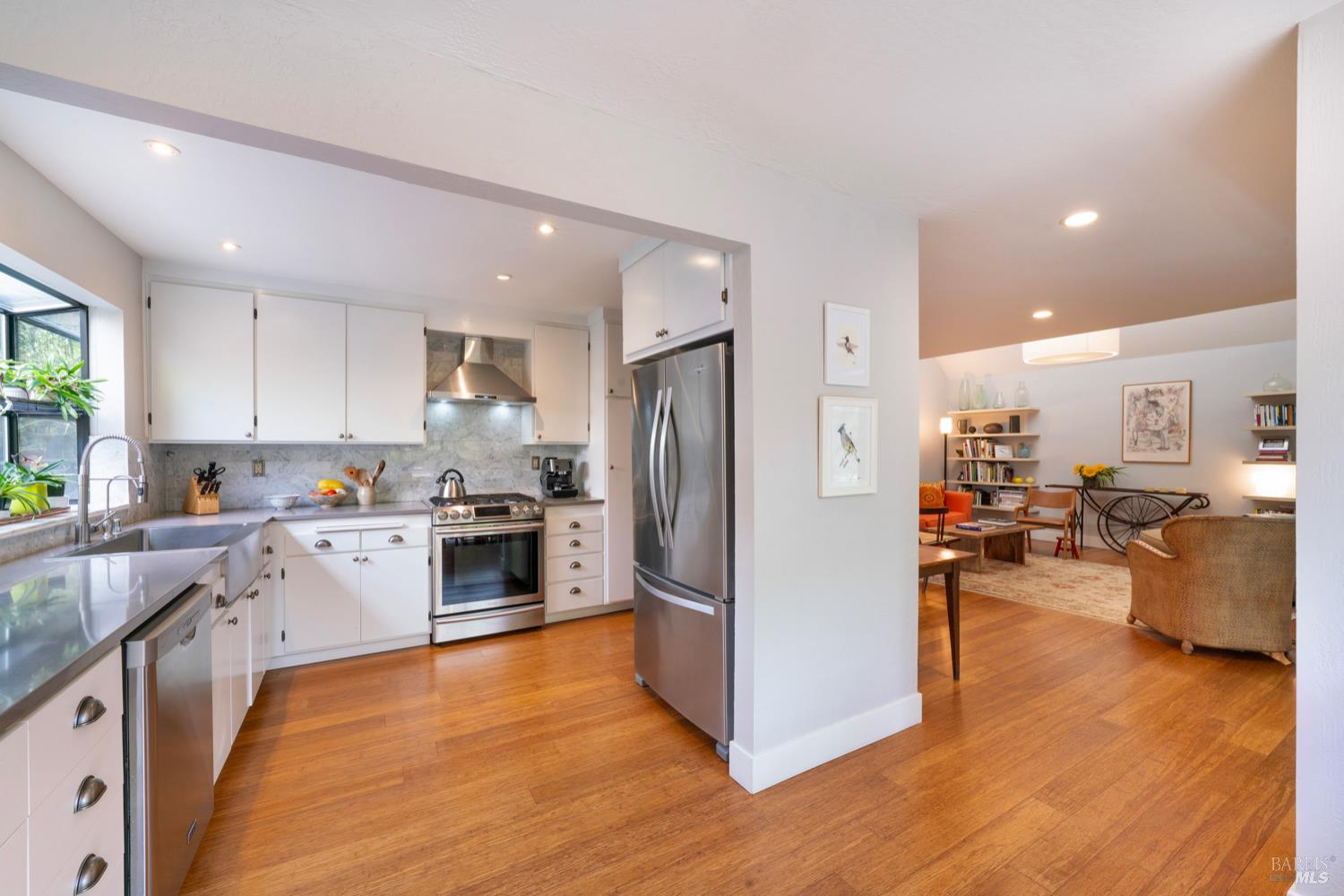 Detail Gallery Image 14 of 28 For 1430 Wallis Ct, Saint Helena,  CA 94574 - 3 Beds | 2 Baths