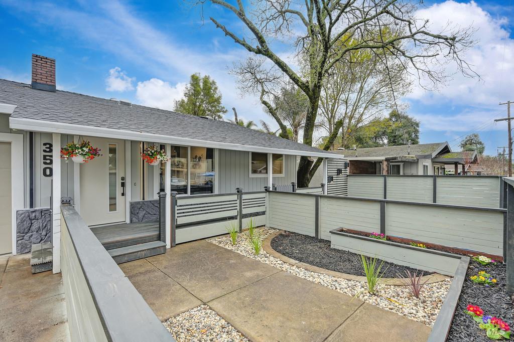 Detail Gallery Image 5 of 39 For 350 Calle Del Monte Unkn, Sonoma,  CA 95476 - 3 Beds | 2 Baths