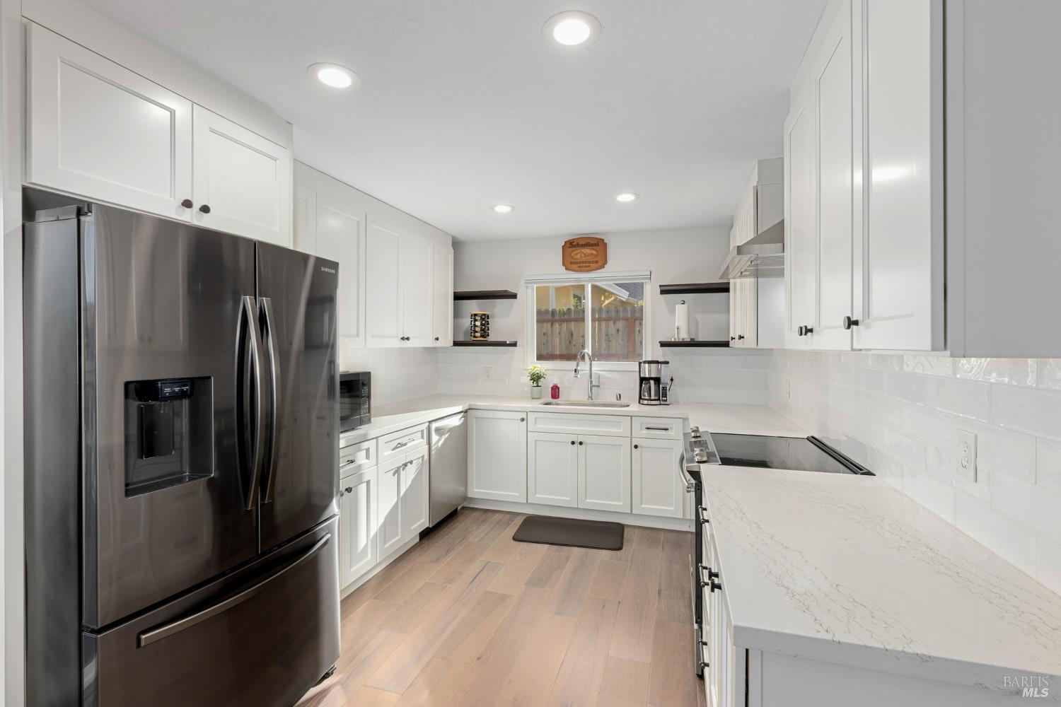 Detail Gallery Image 16 of 56 For 910 Linwood St, Vacaville,  CA 95688 - 4 Beds | 3 Baths