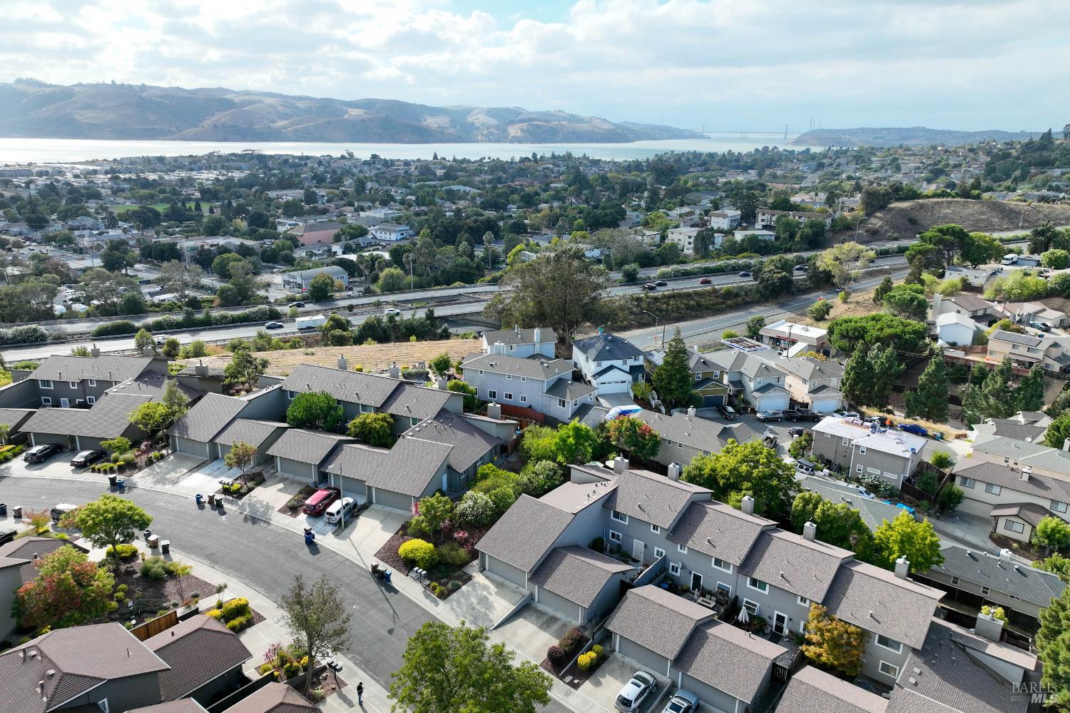 Detail Gallery Image 35 of 38 For 1781 Lindo St, Benicia,  CA 94510 - 2 Beds | 2 Baths