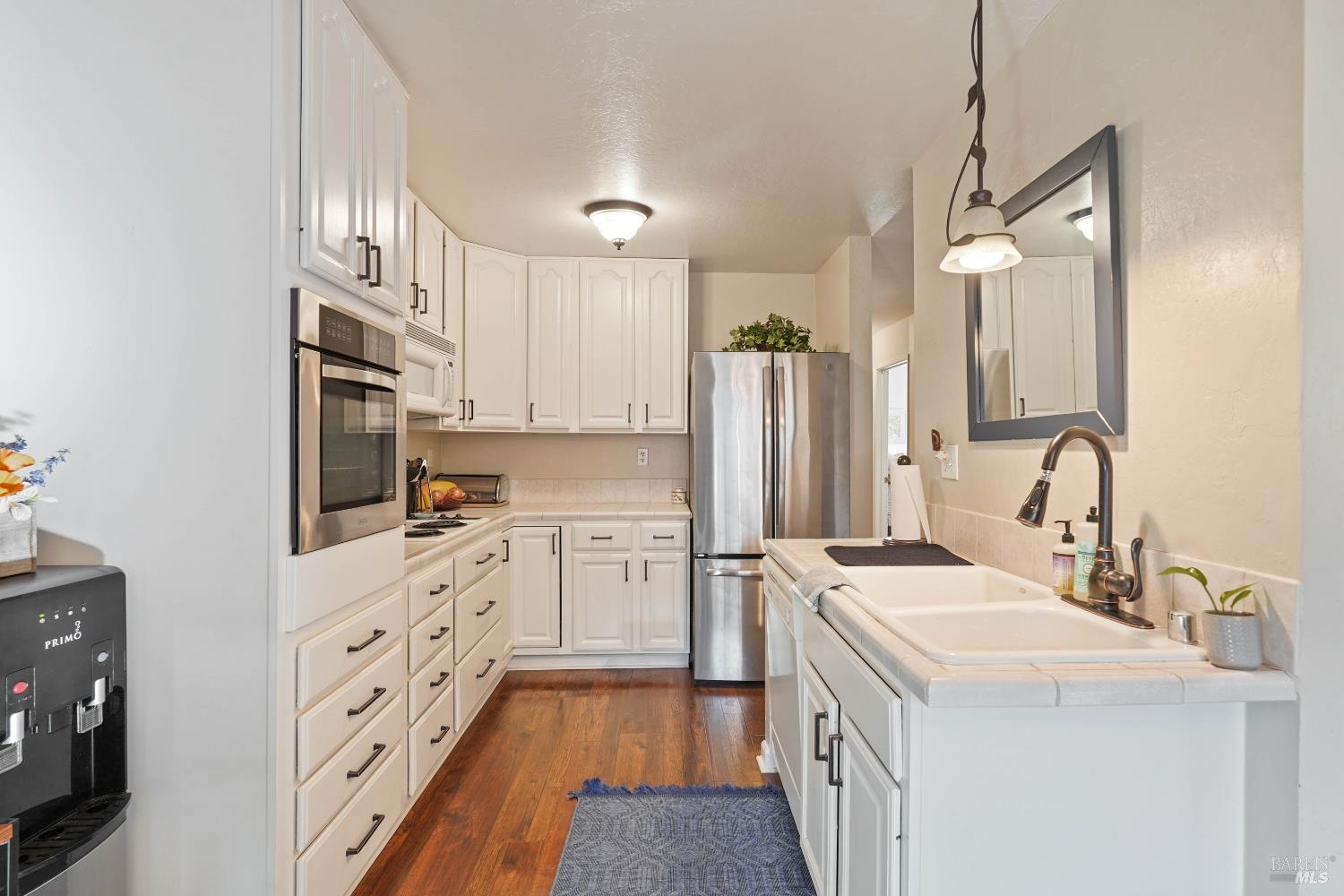 Detail Gallery Image 12 of 38 For 1781 Lindo St, Benicia,  CA 94510 - 2 Beds | 2 Baths