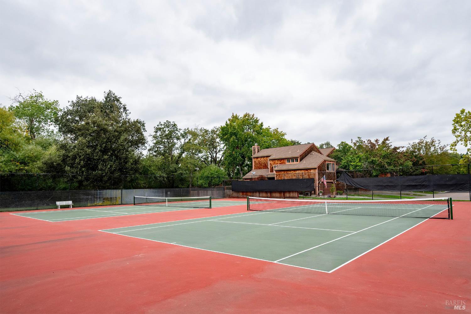 Detail Gallery Image 36 of 43 For 9636 Lakewood Dr, Windsor,  CA 95492 - 2 Beds | 2 Baths