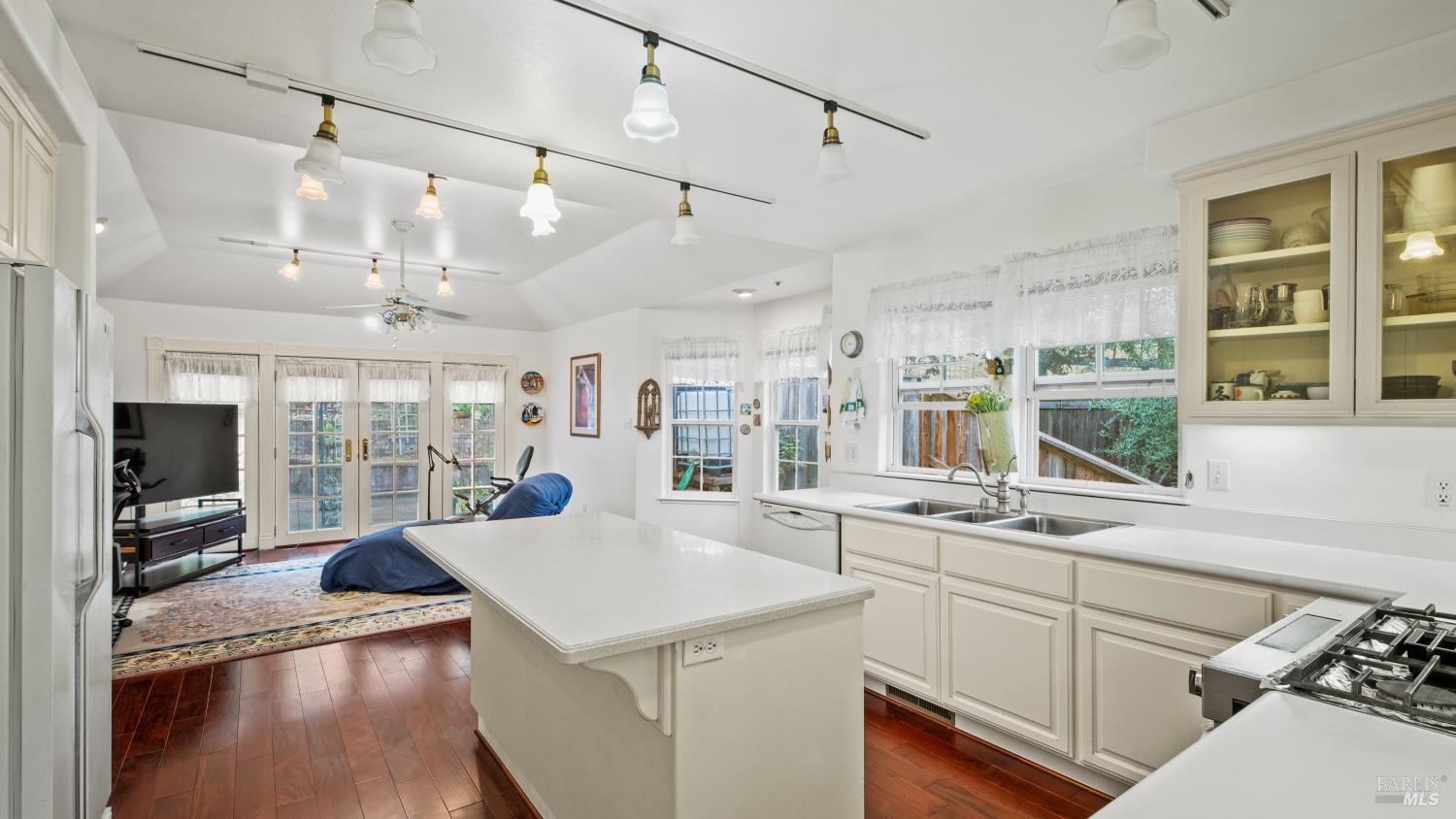 Detail Gallery Image 24 of 71 For 113 Heidi Ln, Cloverdale,  CA 95425 - 3 Beds | 2/2 Baths