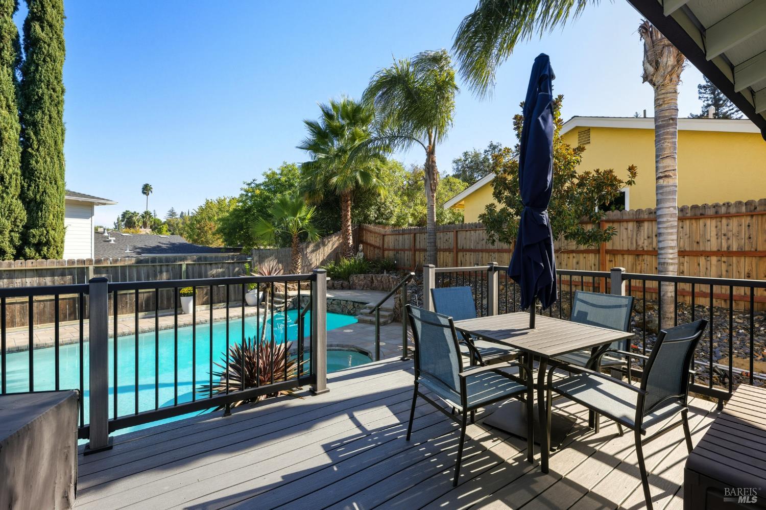 Detail Gallery Image 44 of 56 For 910 Linwood St, Vacaville,  CA 95688 - 4 Beds | 3 Baths