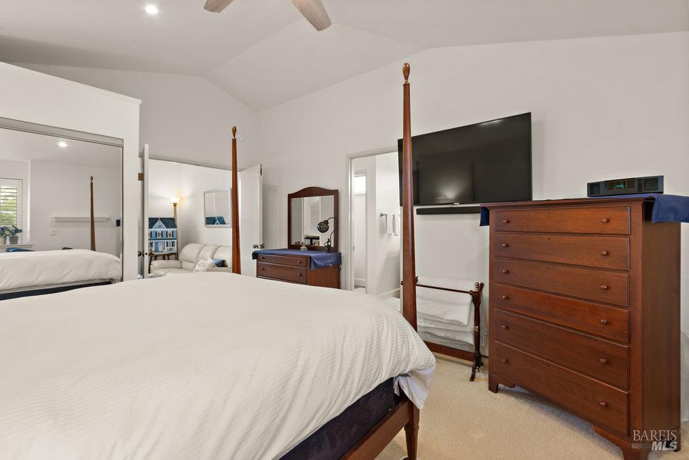 Detail Gallery Image 24 of 53 For 564 Rose Dr, Benicia,  CA 94510 - 3 Beds | 2 Baths