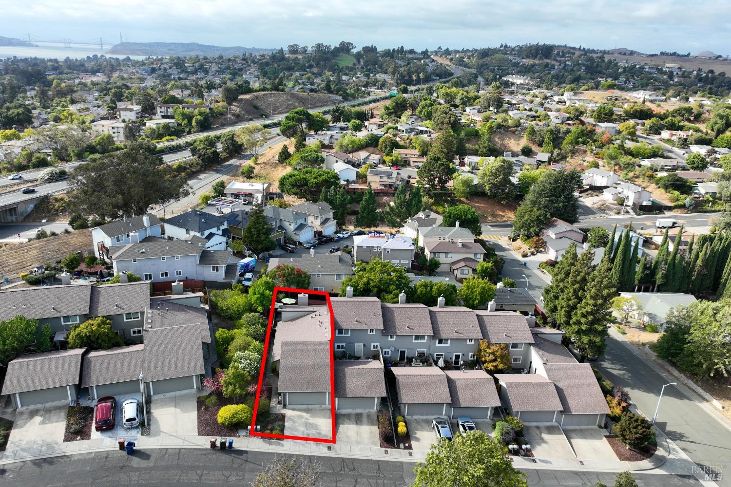 Detail Gallery Image 3 of 38 For 1781 Lindo St, Benicia,  CA 94510 - 2 Beds | 2 Baths