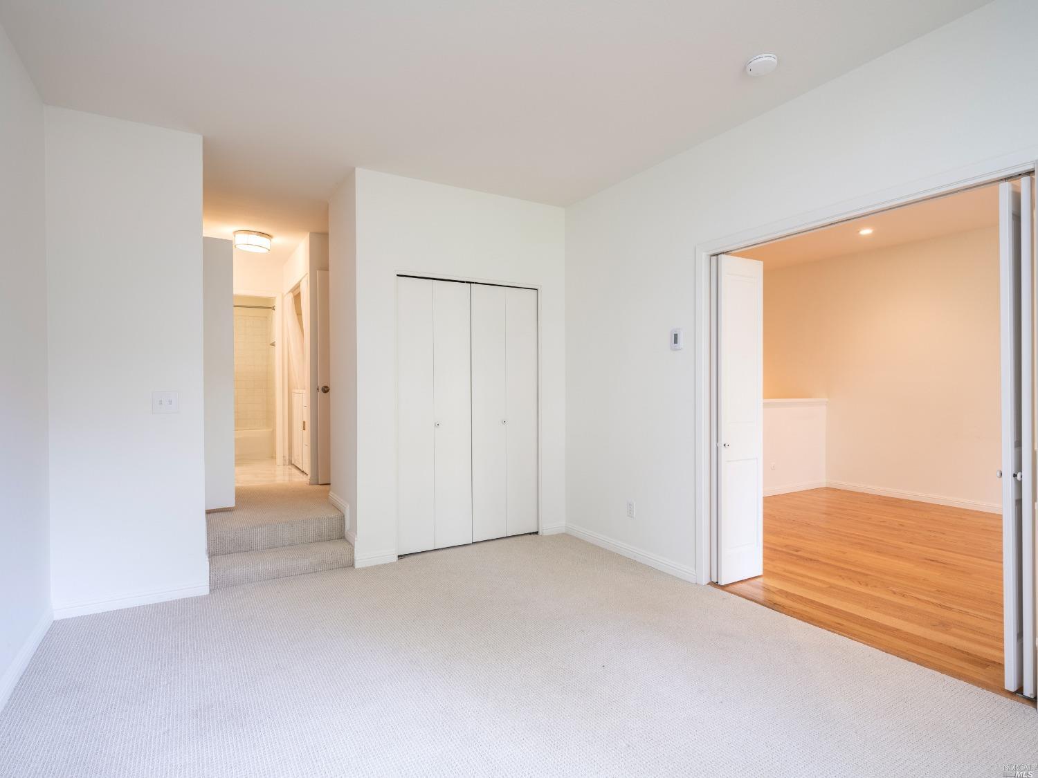 Detail Gallery Image 13 of 33 For 554 Seaver Dr, Mill Valley,  CA 94941 - 1 Beds | 1 Baths