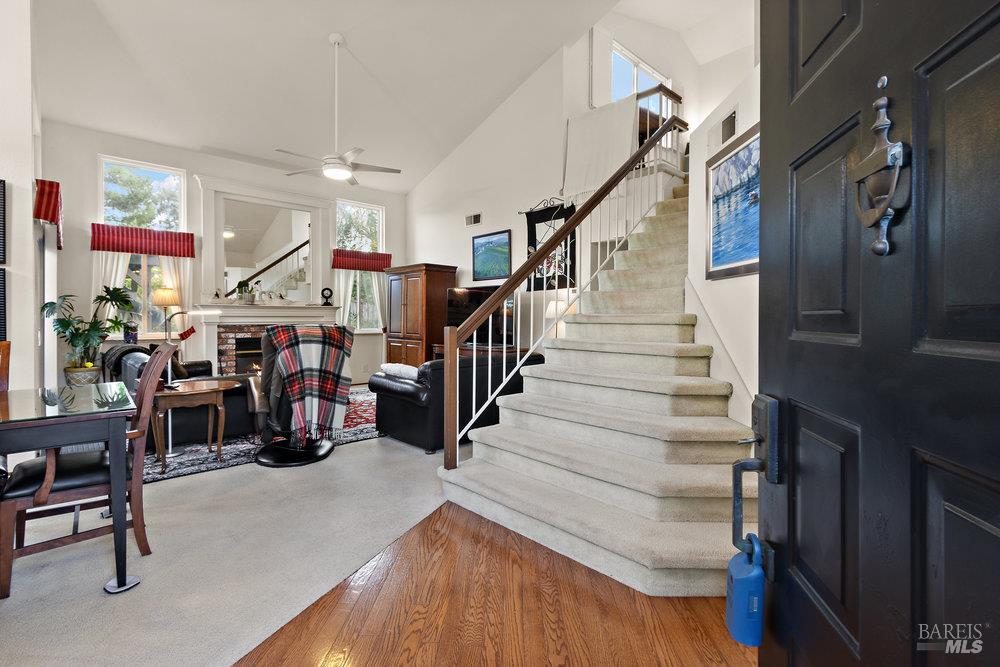 Detail Gallery Image 7 of 53 For 564 Rose Dr, Benicia,  CA 94510 - 3 Beds | 2 Baths