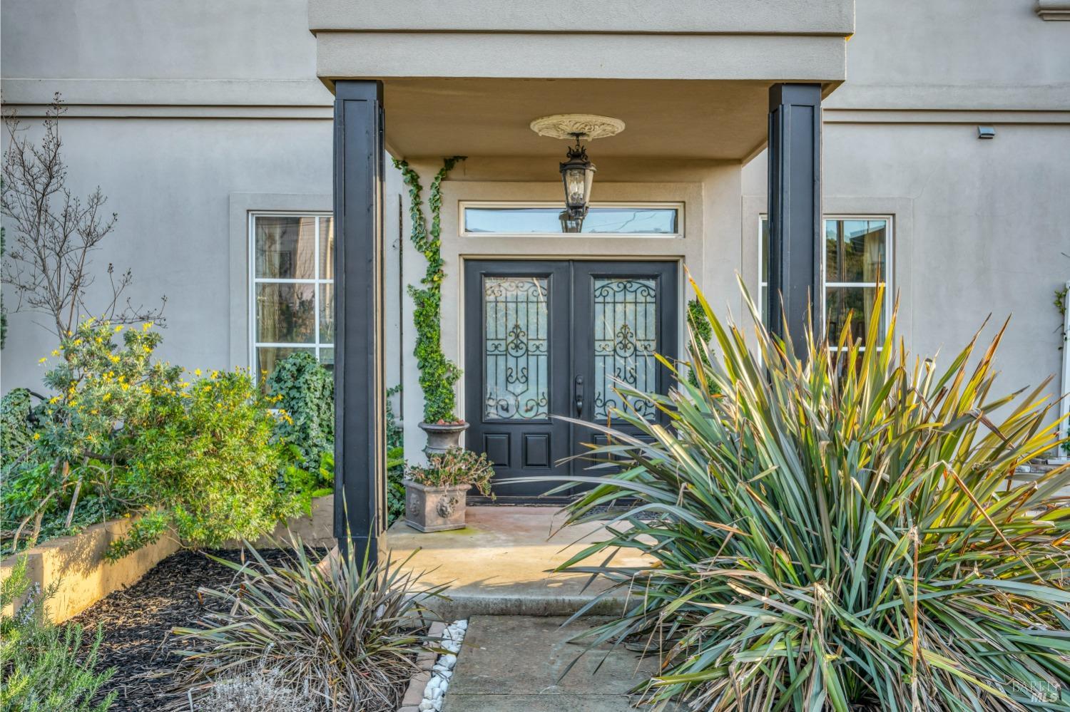 Detail Gallery Image 33 of 45 For 15893 Little Peak Rd, Hidden Valley Lake,  CA 95467 - 3 Beds | 3 Baths