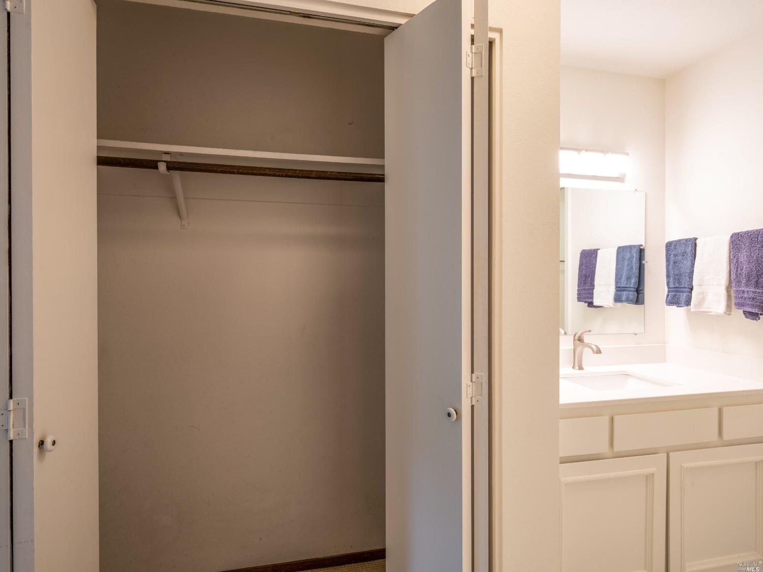 Detail Gallery Image 14 of 33 For 554 Seaver Dr, Mill Valley,  CA 94941 - 1 Beds | 1 Baths