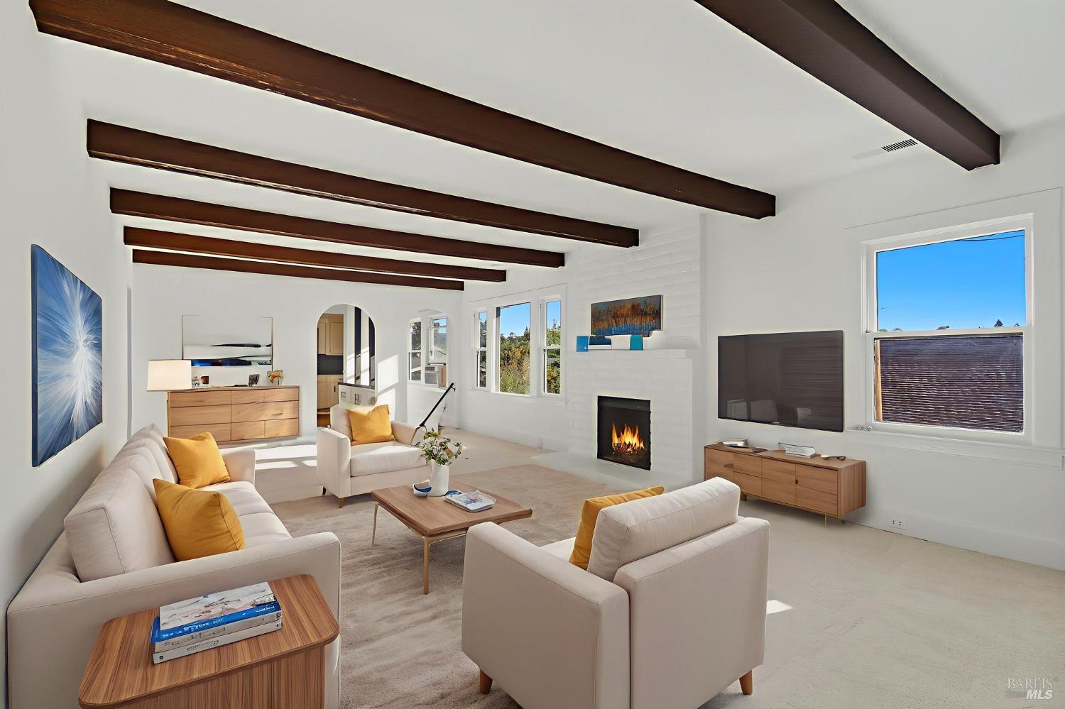 Detail Gallery Image 6 of 40 For 2094 Center Rd, Novato,  CA 94947 - 4 Beds | 2 Baths