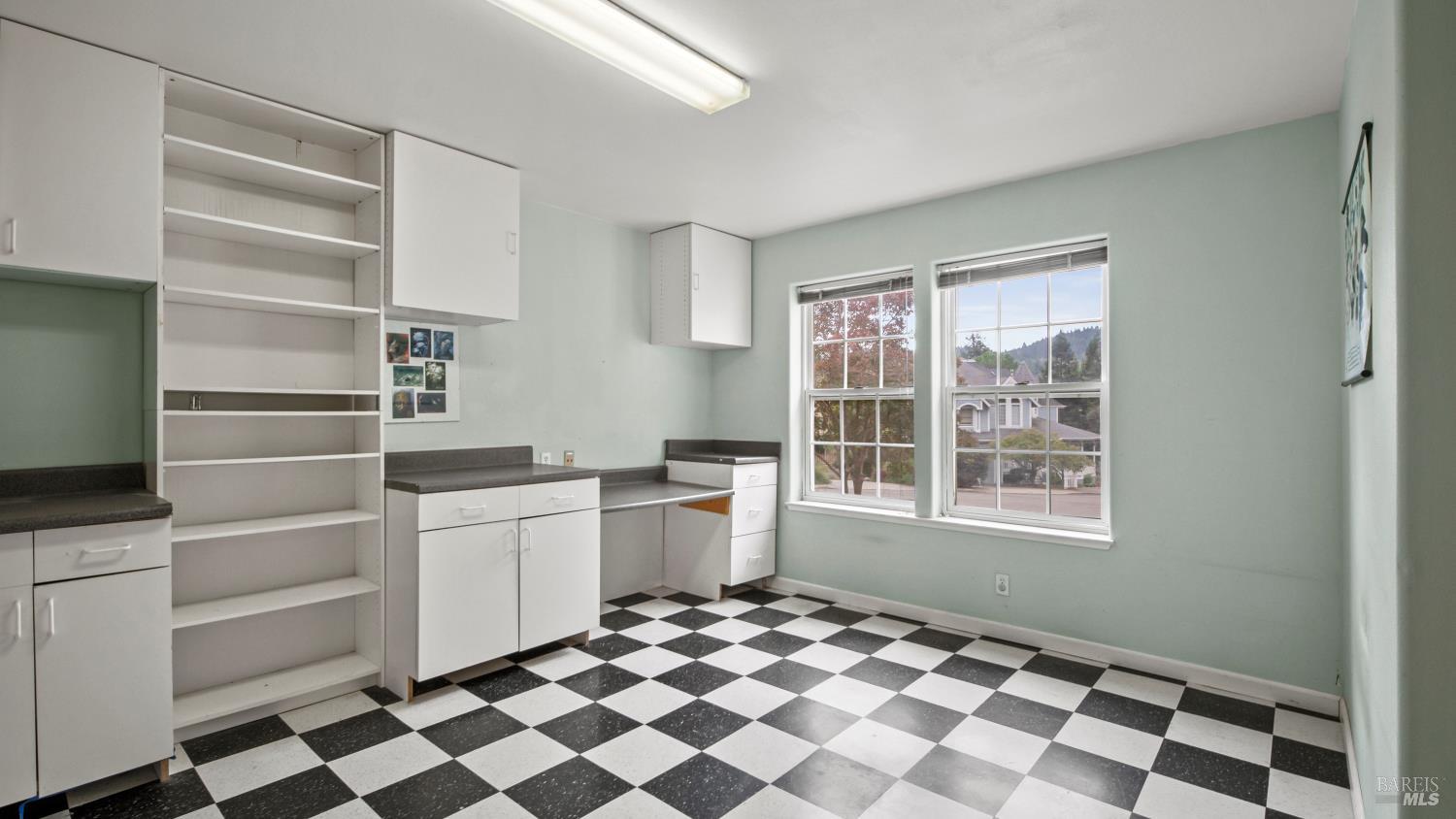 Detail Gallery Image 42 of 71 For 113 Heidi Ln, Cloverdale,  CA 95425 - 3 Beds | 2/2 Baths