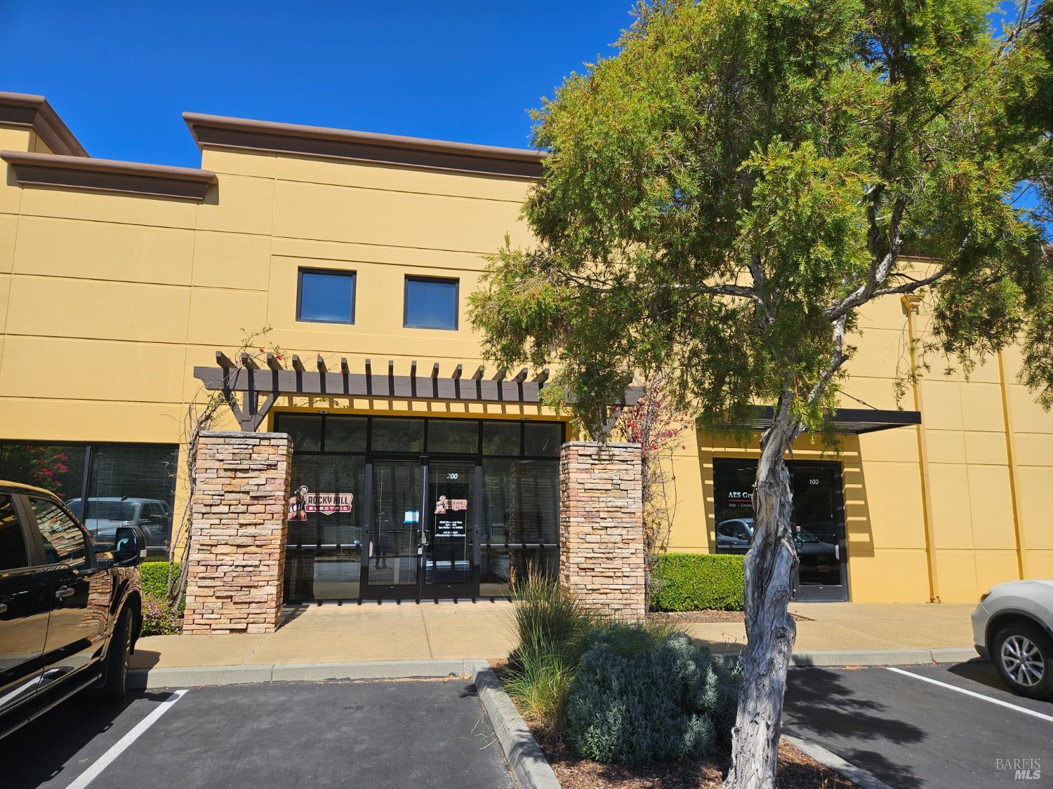 Front Image Thumbnail for BA325089895