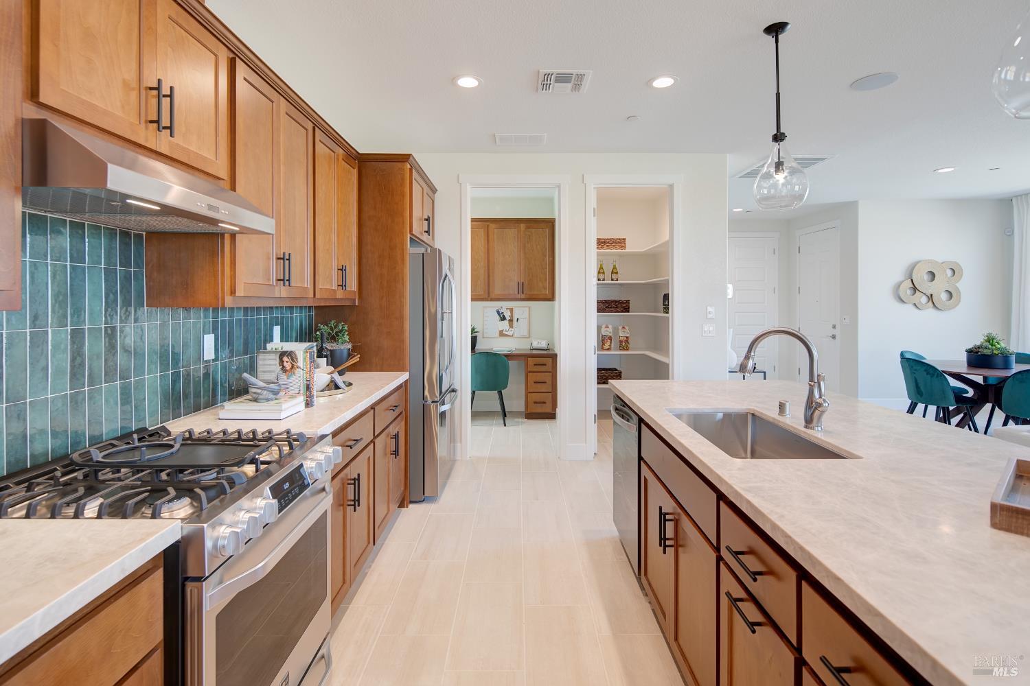 Detail Gallery Image 19 of 34 For 2452 Revival Ln, Rio Vista,  CA 94571 - 2 Beds | 2 Baths