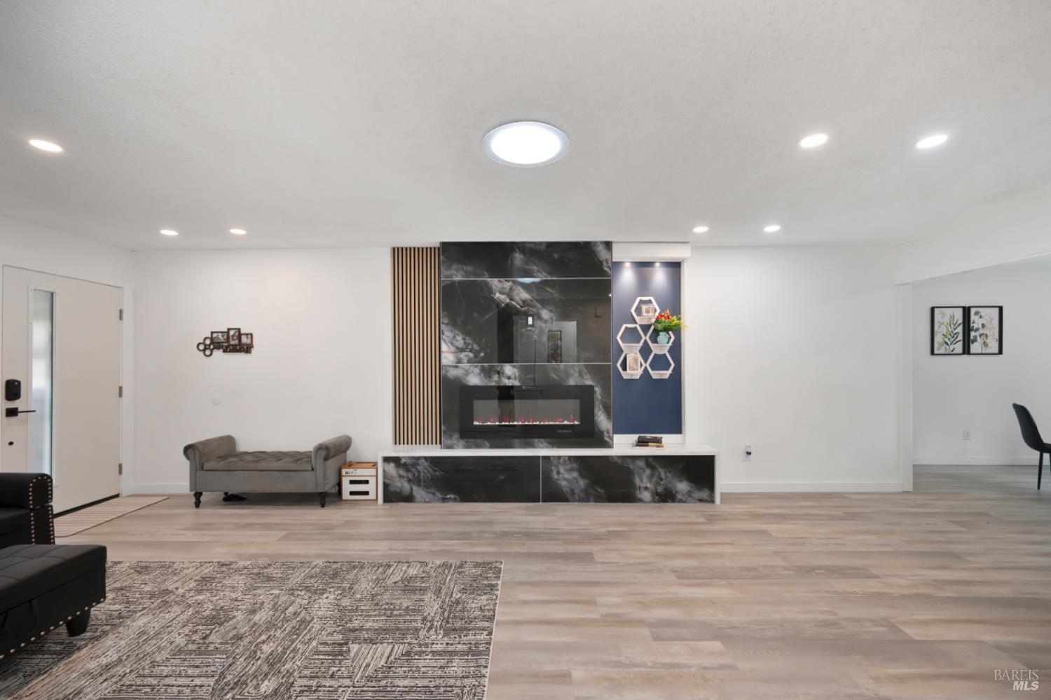 Detail Gallery Image 14 of 39 For 350 Calle Del Monte Unkn, Sonoma,  CA 95476 - 3 Beds | 2 Baths