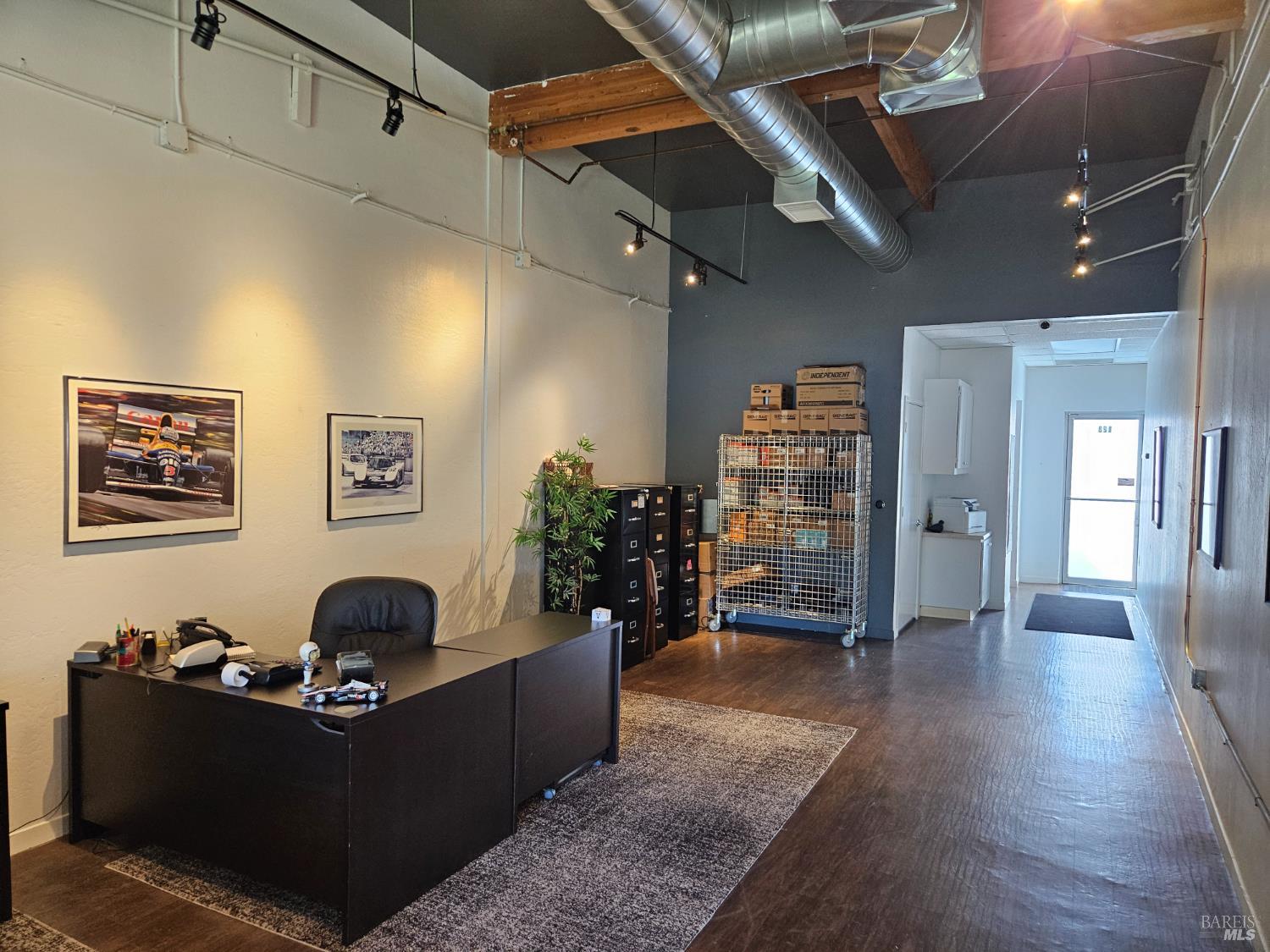 Detail Gallery Image 3 of 5 For 14 Commercial Blvd #25,  Novato,  CA 94949 - – Beds | – Baths