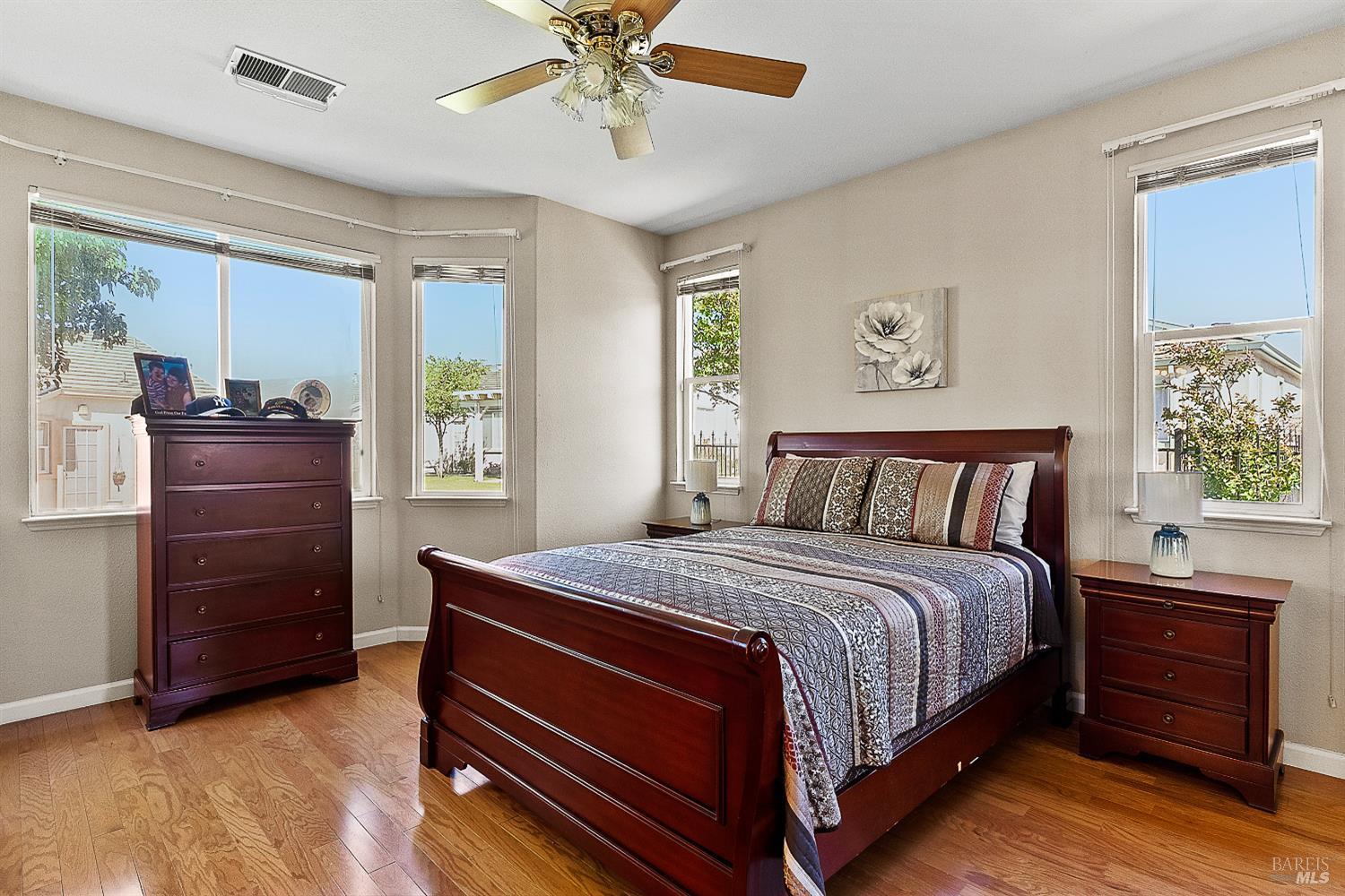 Detail Gallery Image 13 of 30 For 714 Cherry Hills Ln, Rio Vista,  CA 94571 - 2 Beds | 2 Baths