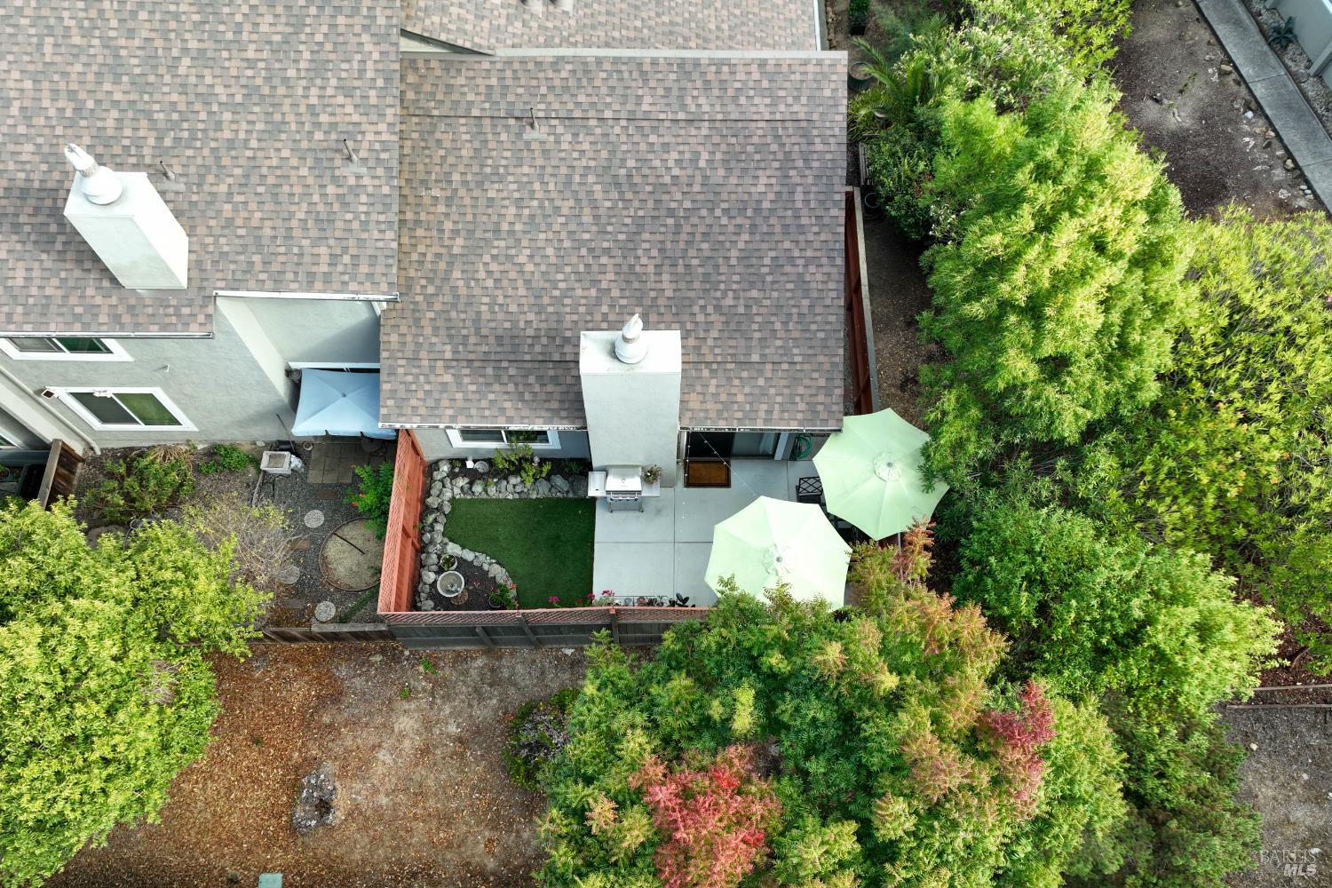 Detail Gallery Image 33 of 38 For 1781 Lindo St, Benicia,  CA 94510 - 2 Beds | 2 Baths