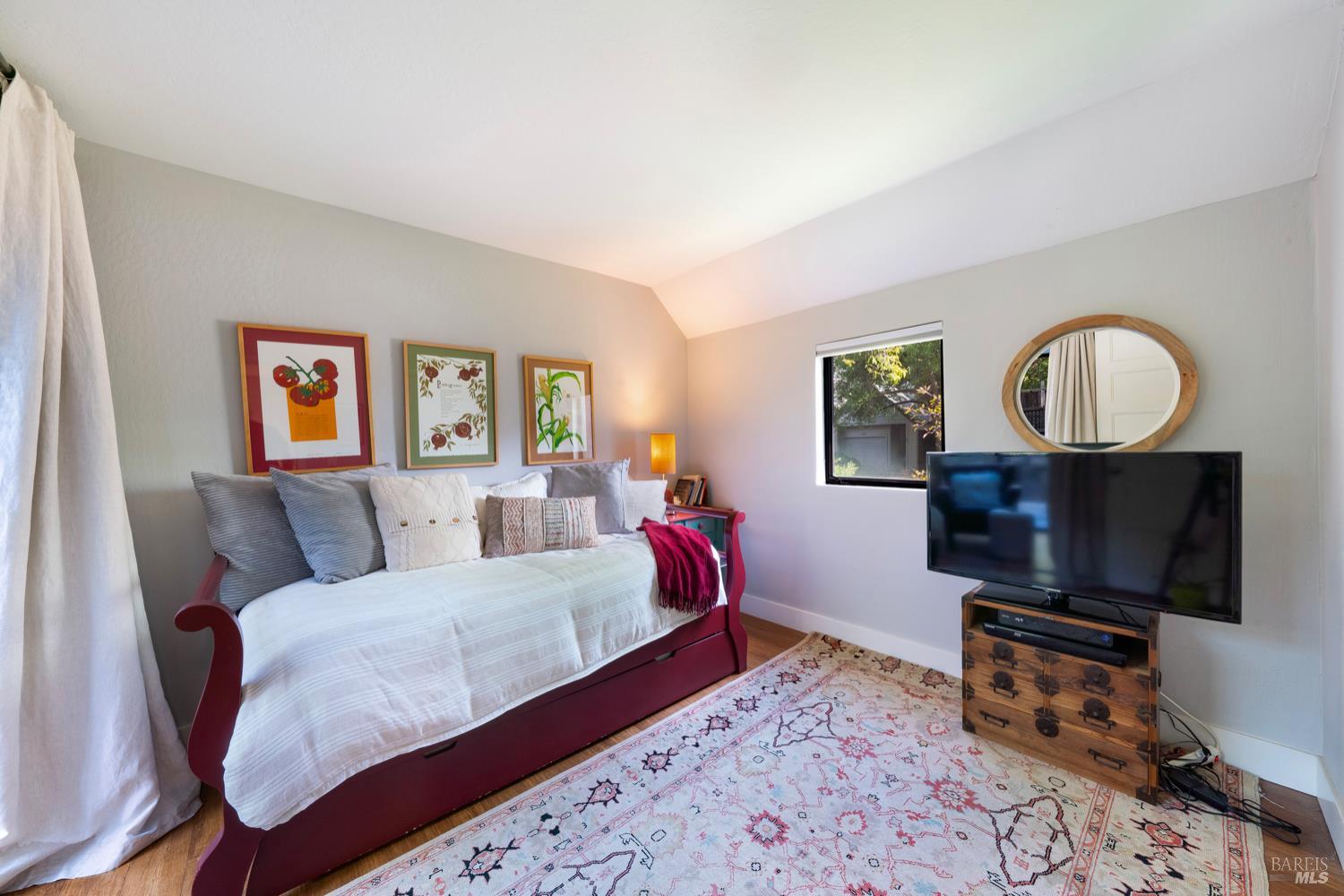 Detail Gallery Image 15 of 28 For 1430 Wallis Ct, Saint Helena,  CA 94574 - 3 Beds | 2 Baths