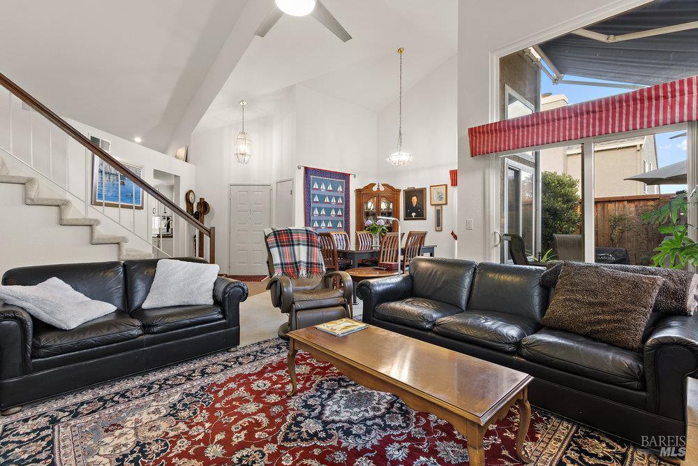 Detail Gallery Image 10 of 53 For 564 Rose Dr, Benicia,  CA 94510 - 3 Beds | 2 Baths