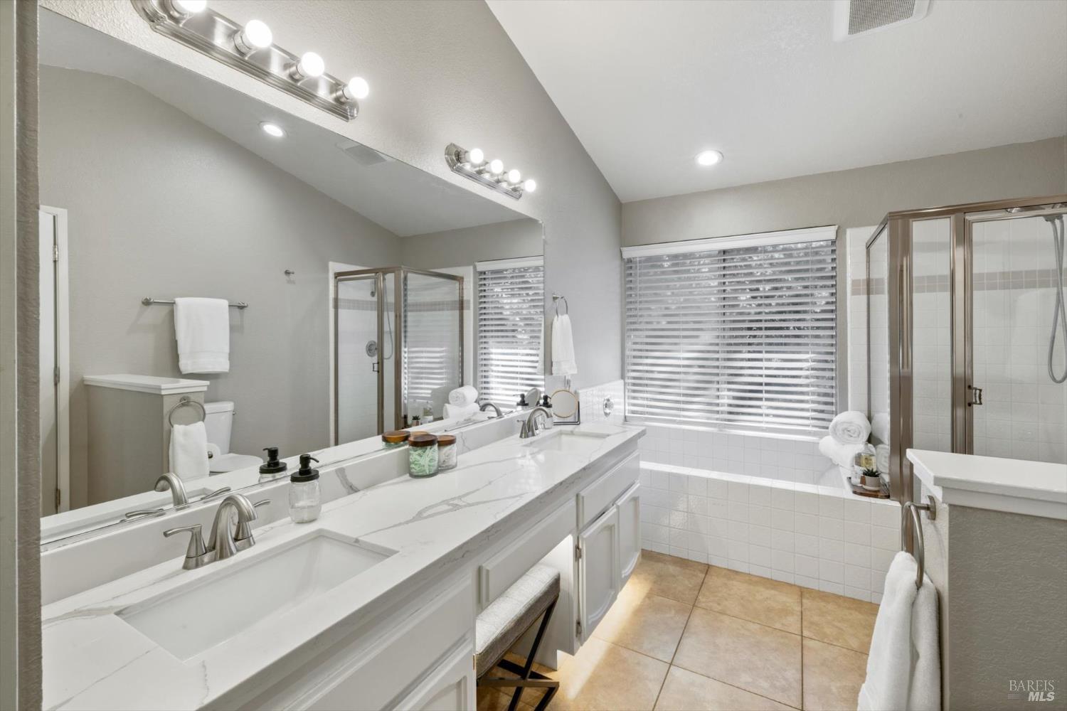 Detail Gallery Image 34 of 65 For 830 Swindon Ct, Vacaville,  CA 95688 - 4 Beds | 3 Baths