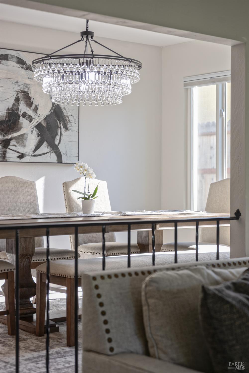 Detail Gallery Image 13 of 56 For 910 Linwood St, Vacaville,  CA 95688 - 4 Beds | 3 Baths