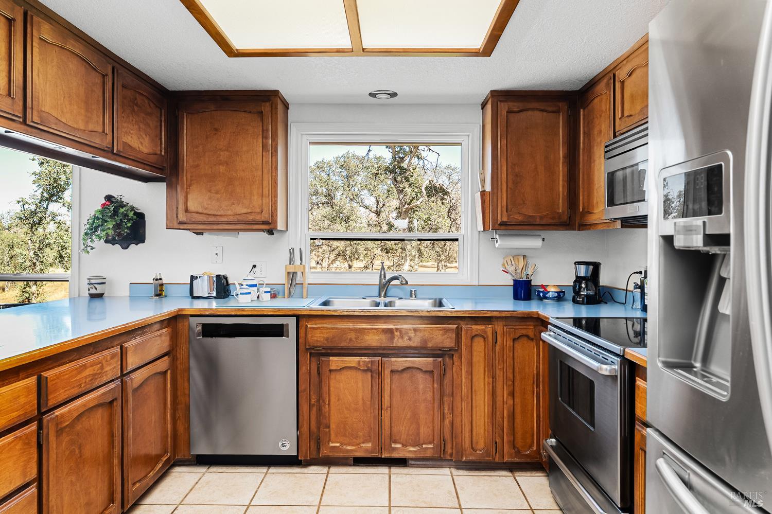 Detail Gallery Image 17 of 52 For 14420 Mesa Ct, Red Bluff,  CA 96080 - 3 Beds | 2 Baths