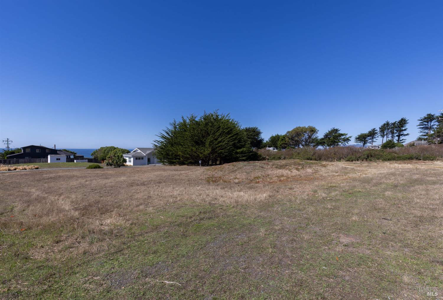 Detail Gallery Image 2 of 15 For 225 Los Santos Dr, Bodega Bay,  CA 94923 - – Beds | – Baths