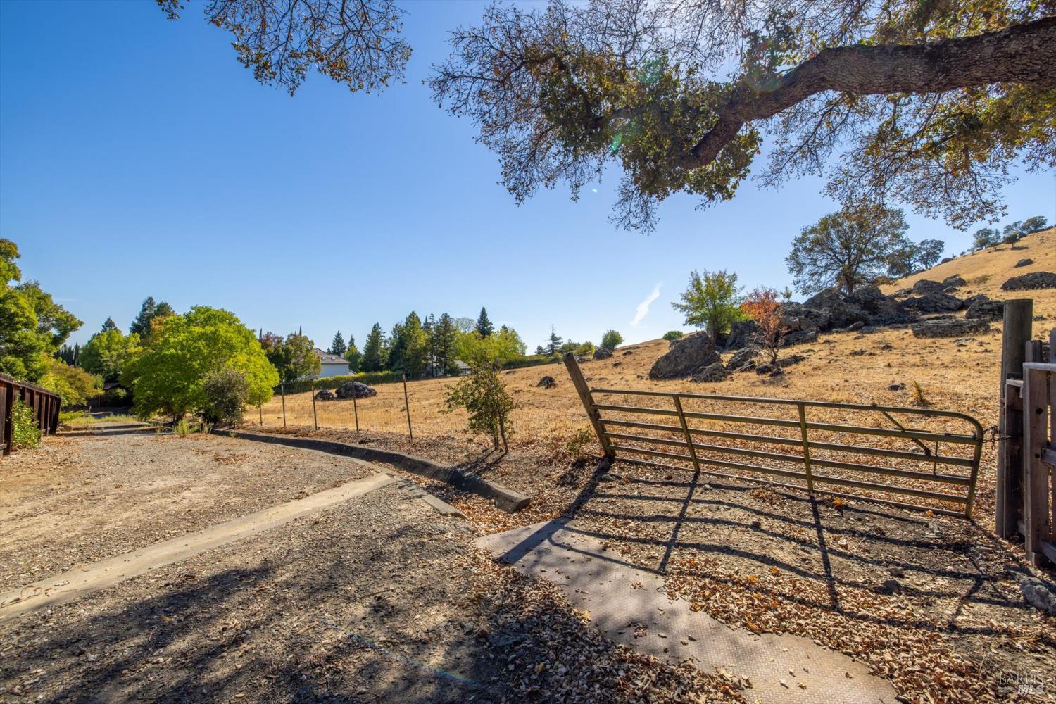 Detail Gallery Image 52 of 65 For 830 Swindon Ct, Vacaville,  CA 95688 - 4 Beds | 3 Baths