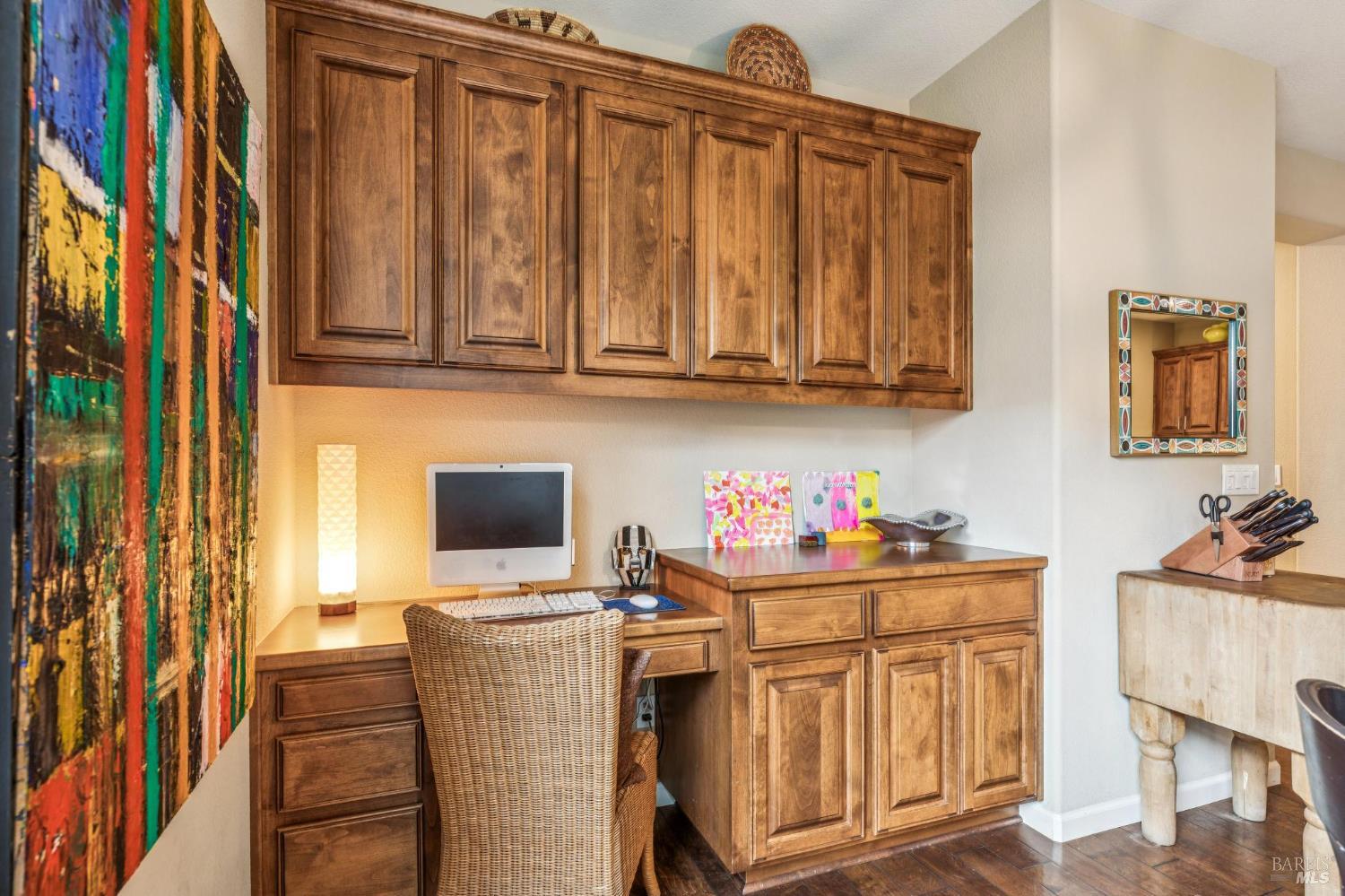 Detail Gallery Image 24 of 60 For 4155 Casper Way, Napa,  CA 94558 - 4 Beds | 2/1 Baths