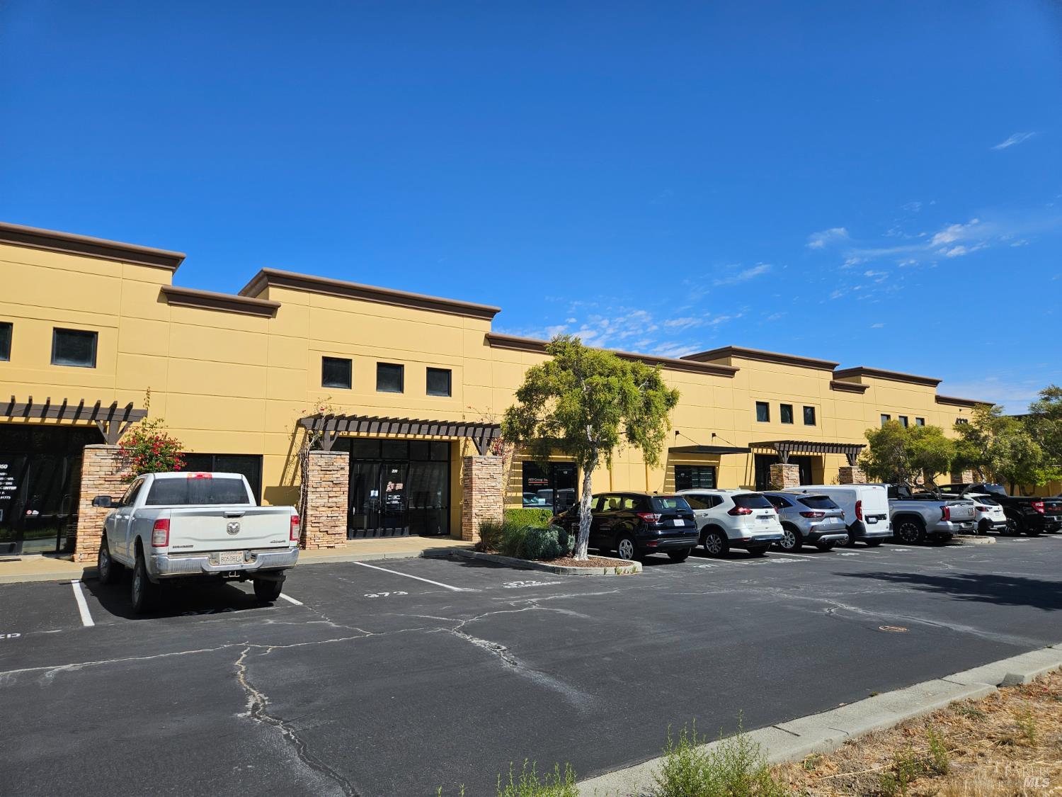 Detail Gallery Image 6 of 6 For 4330 Redwood Hwy #200,  San Rafael,  CA 94903 - – Beds | – Baths